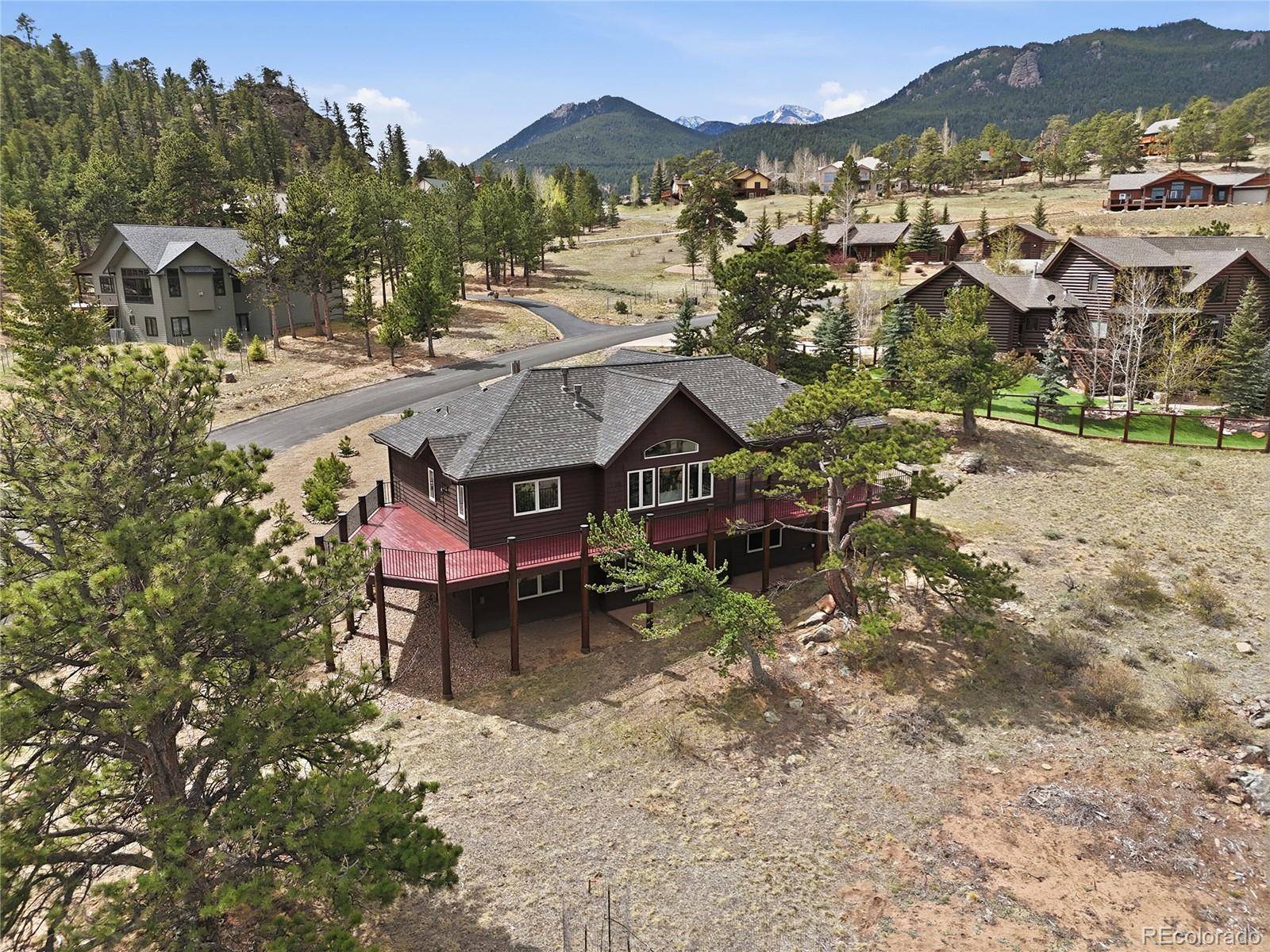 2001 Cherokee DR, Estes Park, CO 80517