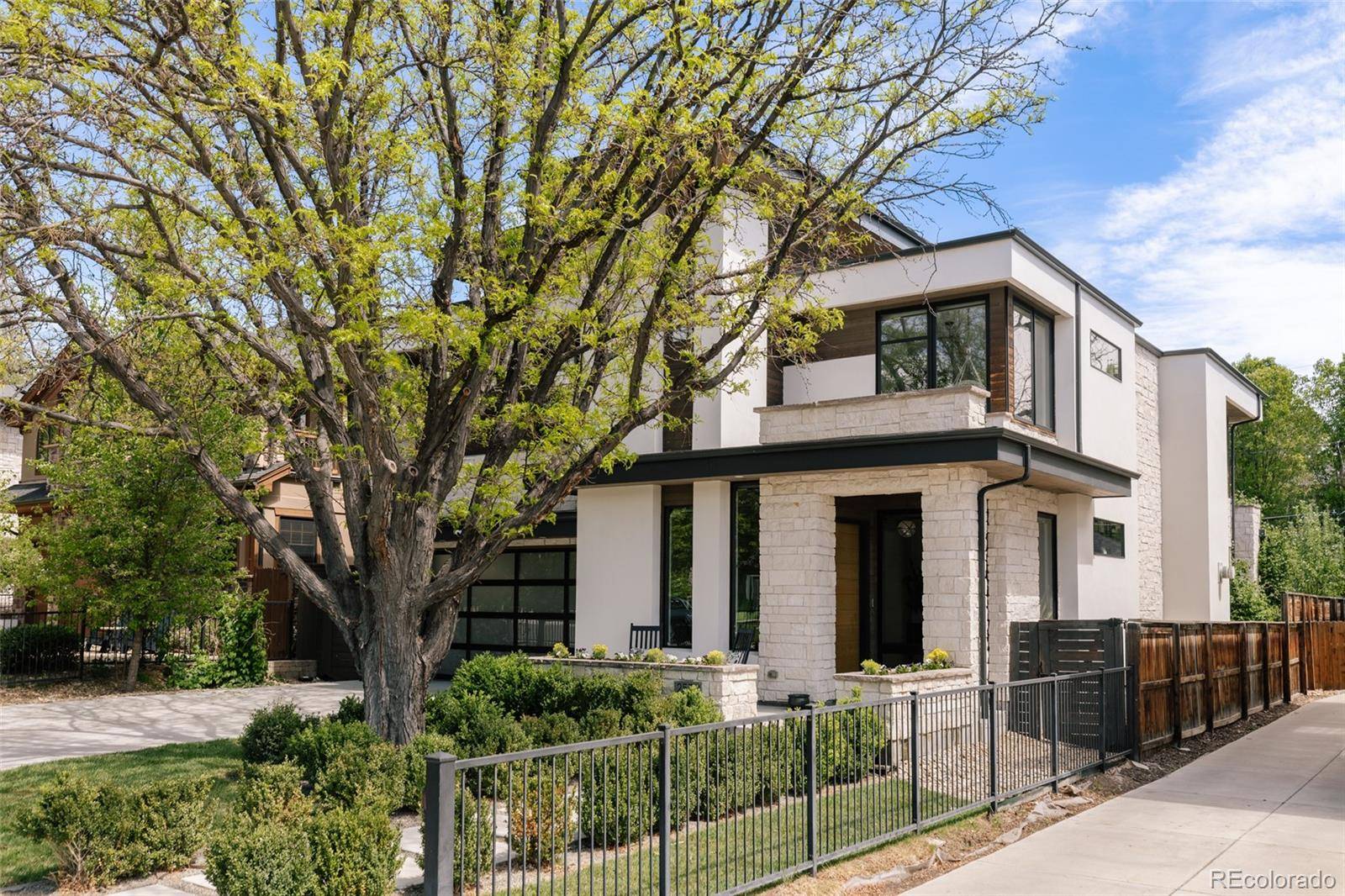 2530 S Monroe ST, Denver, CO 80210