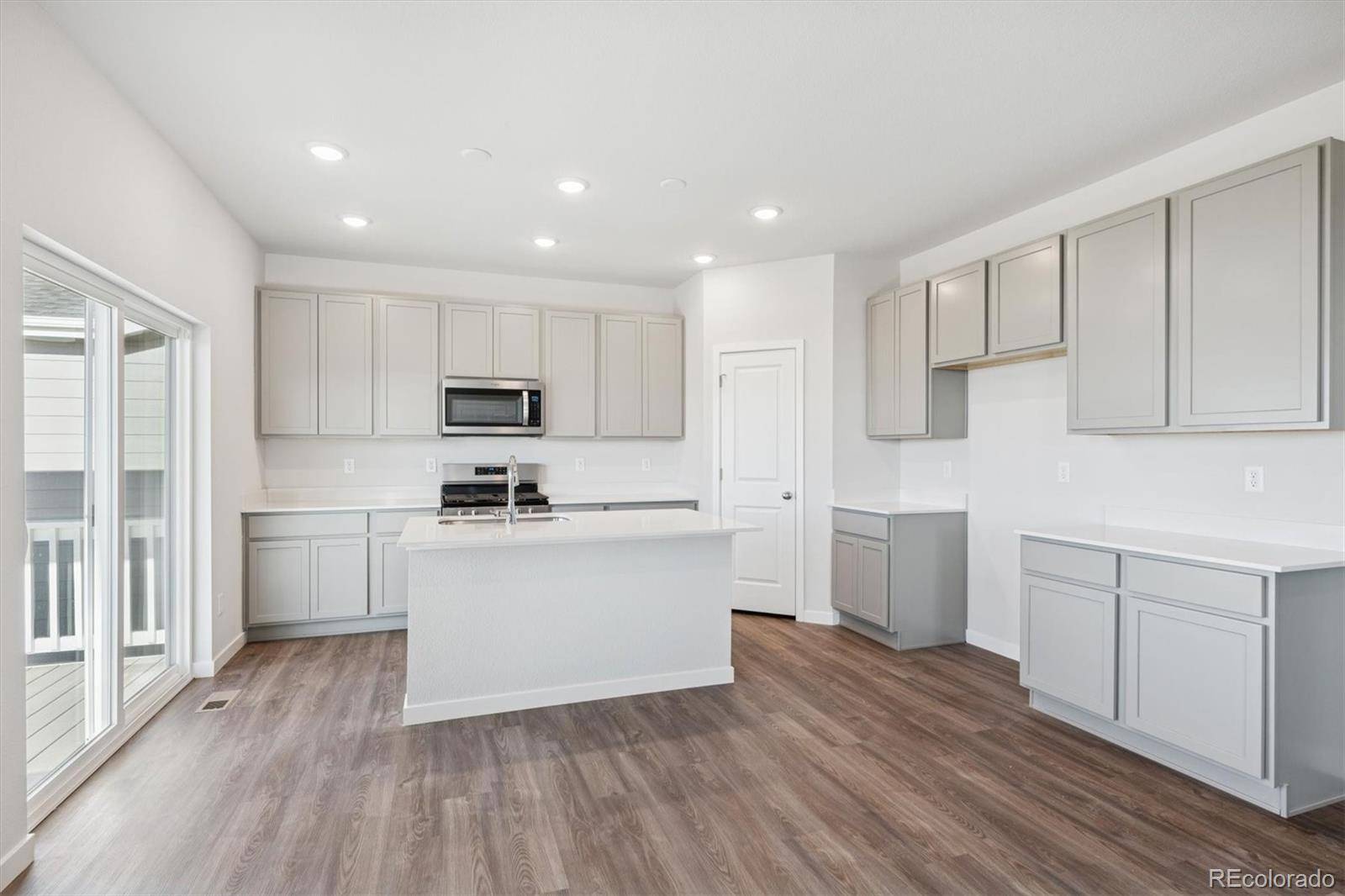3719 Sandreed ST, Dacono, CO 80514