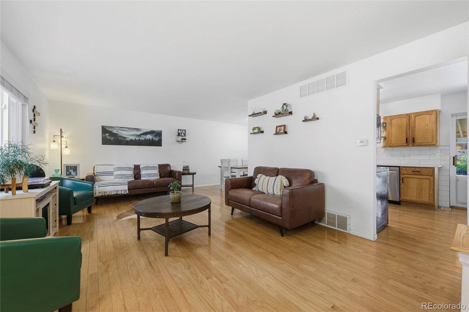 6317 S Johnson ST, Littleton, CO 80123