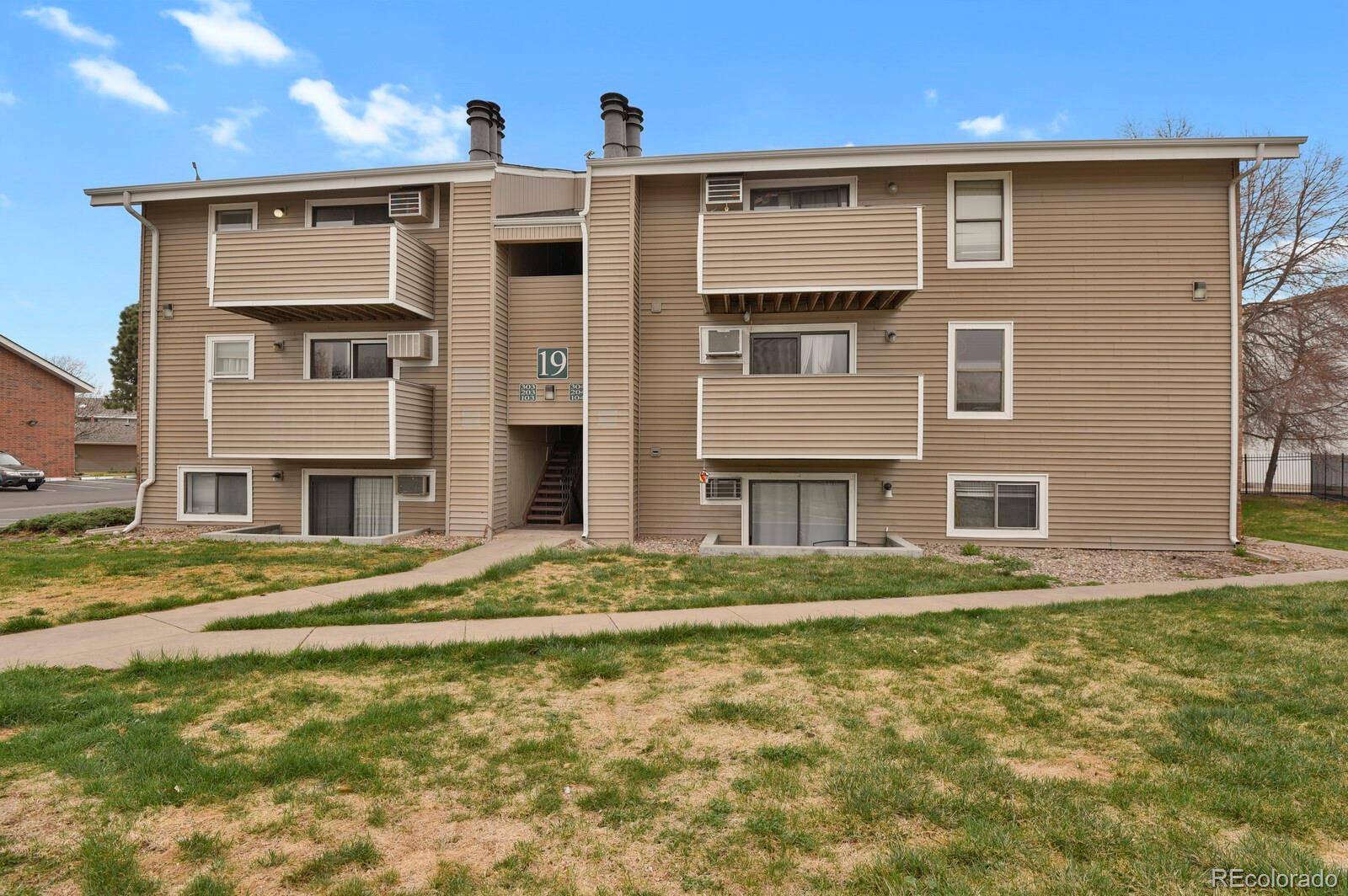 10150 E Virginia AVE #19-303, Denver, CO 80247