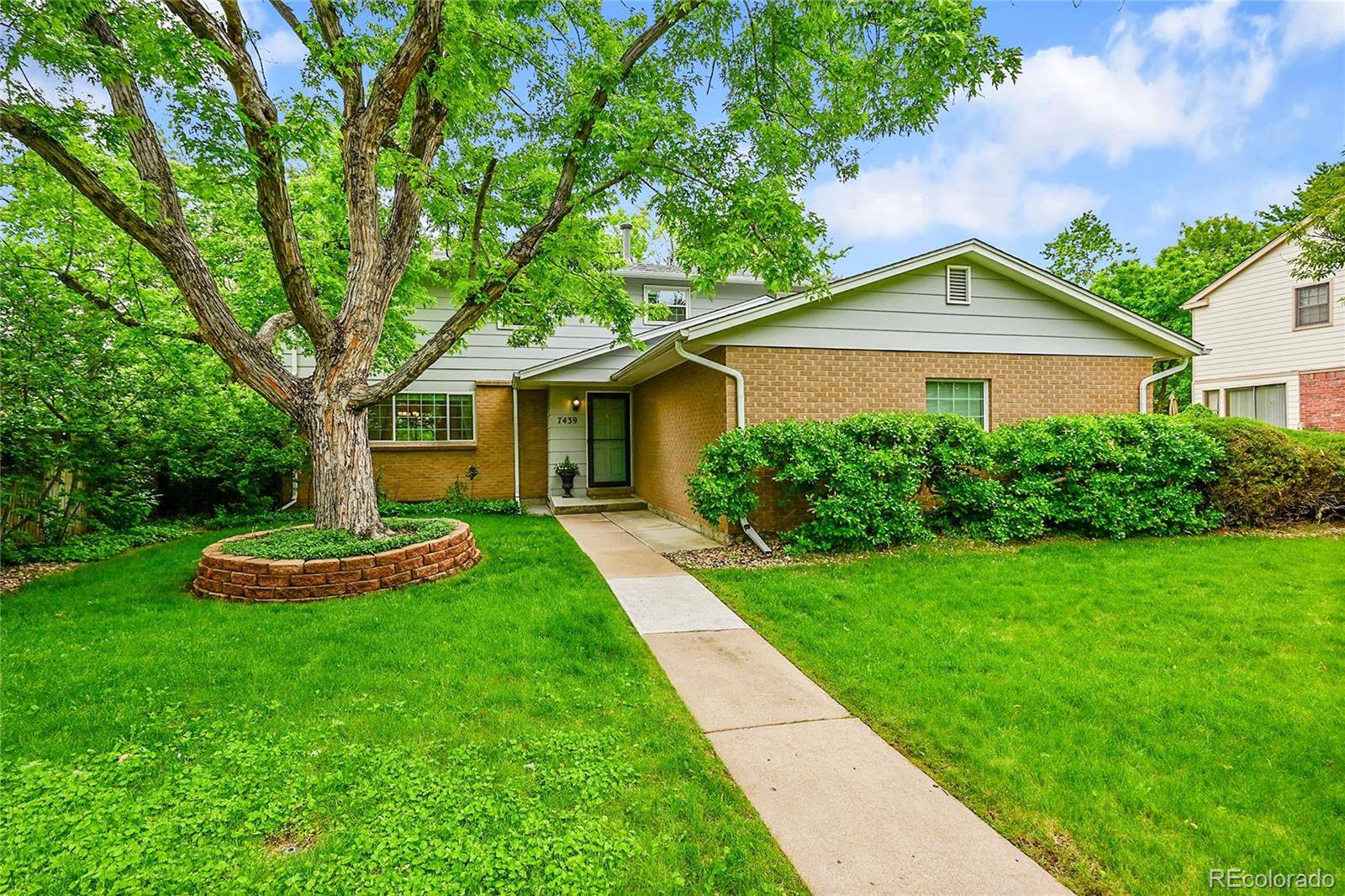 7439 S Depew ST, Littleton, CO 80128