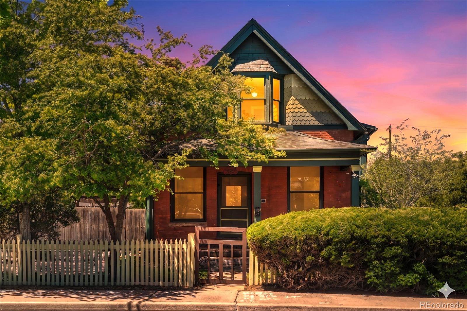 1557 Dallas ST, Aurora, CO 80010