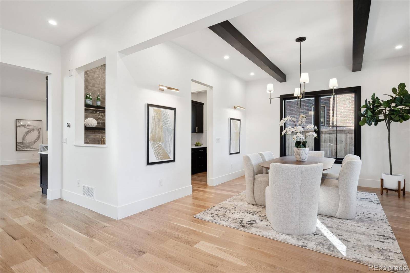 457 S Vine ST, Denver, CO 80209