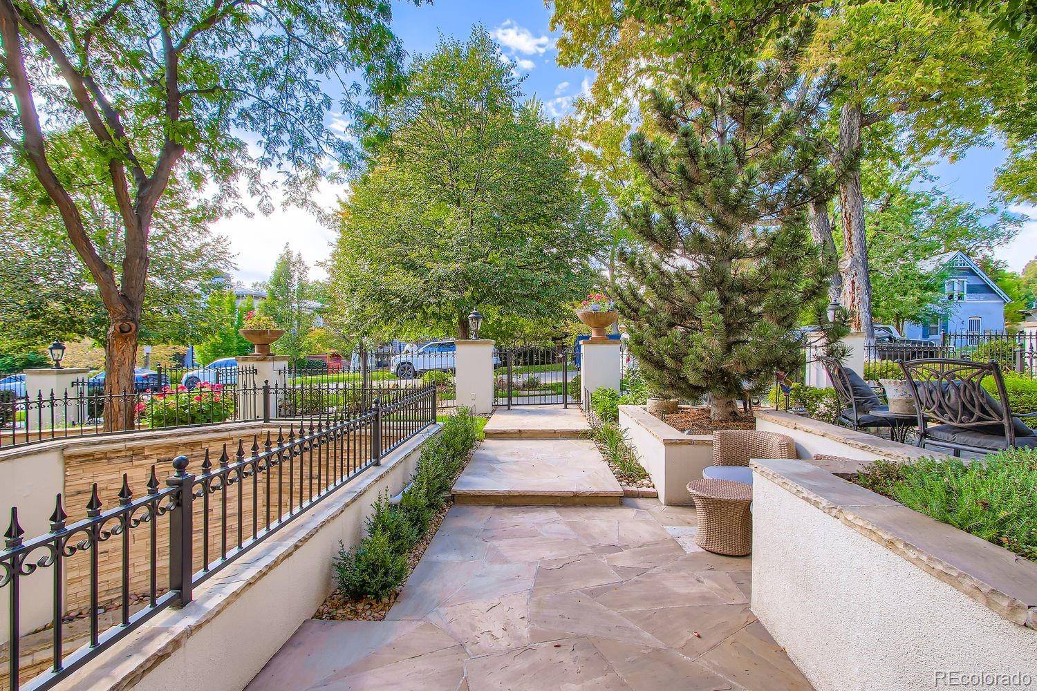 450 N Detroit ST, Denver, CO 80206