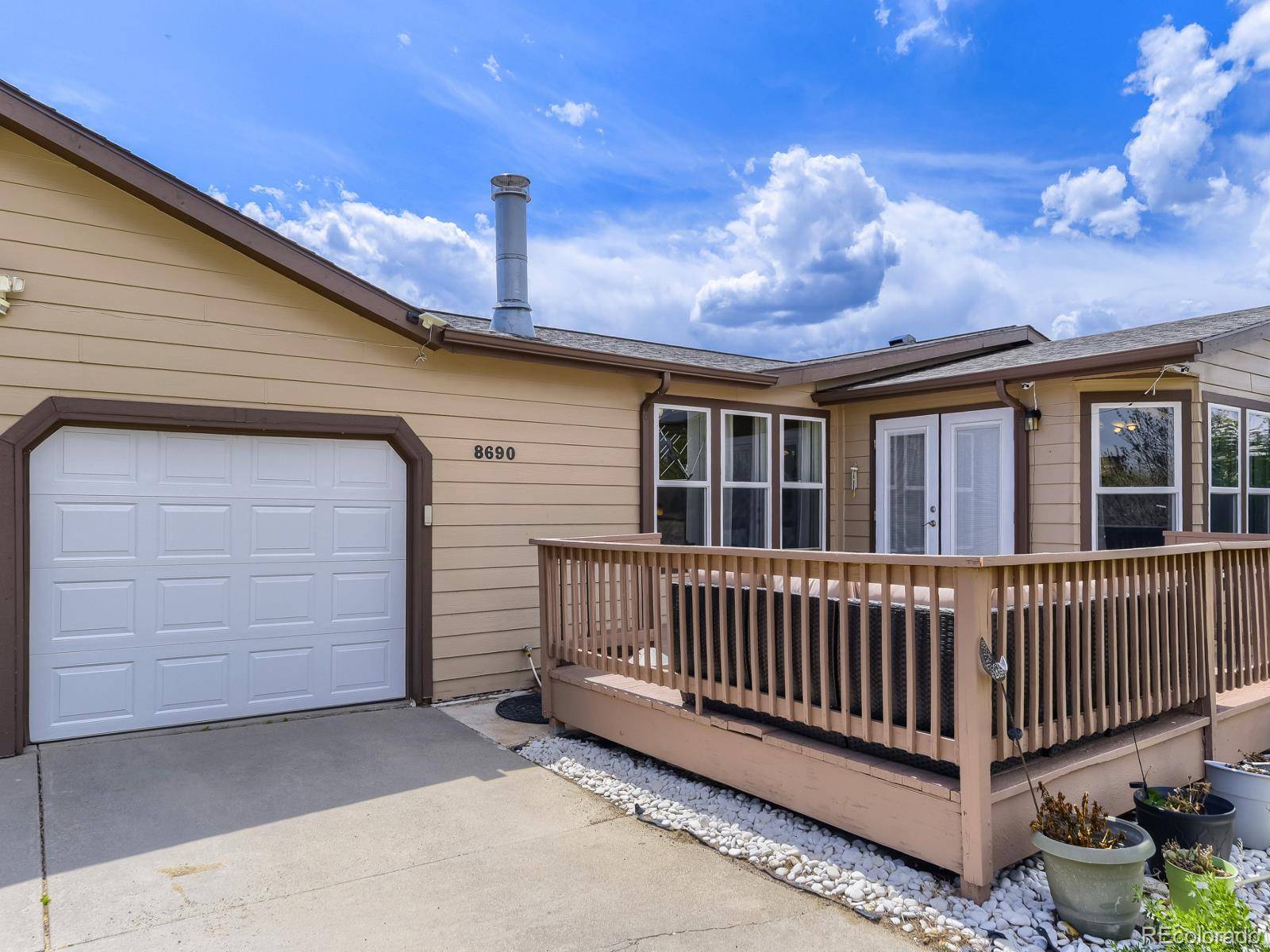 8690 Lariat LOOP, Elizabeth, CO 80107