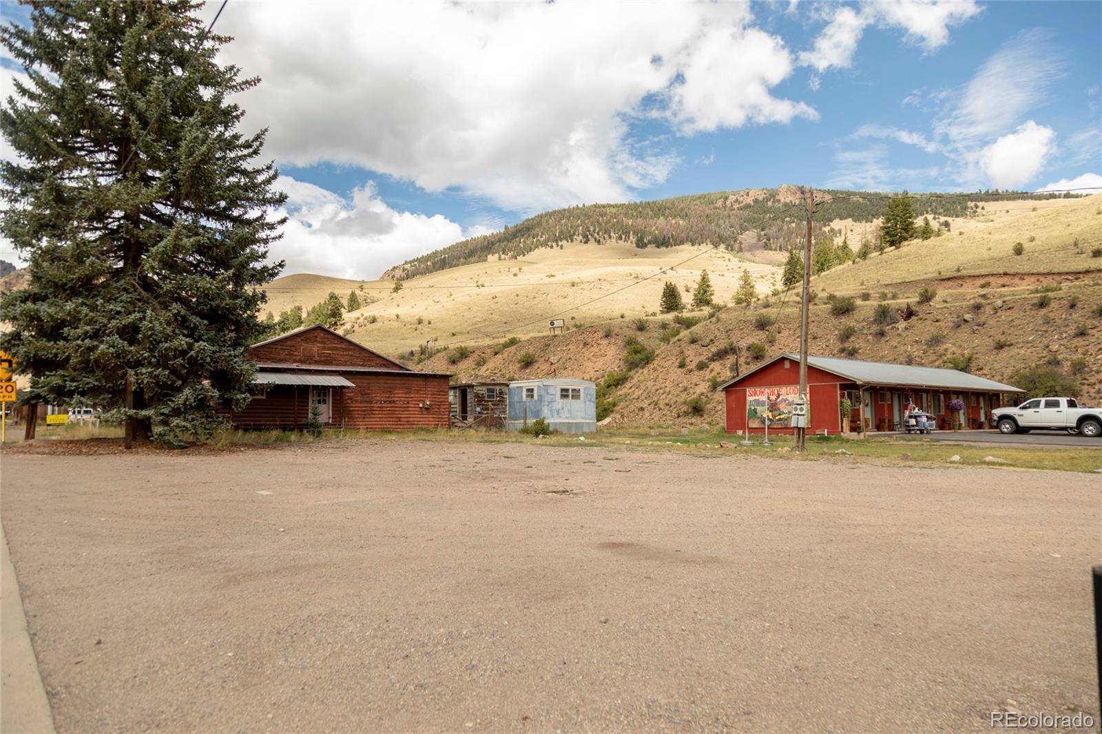 704 La Garita ST, Creede, CO 81130