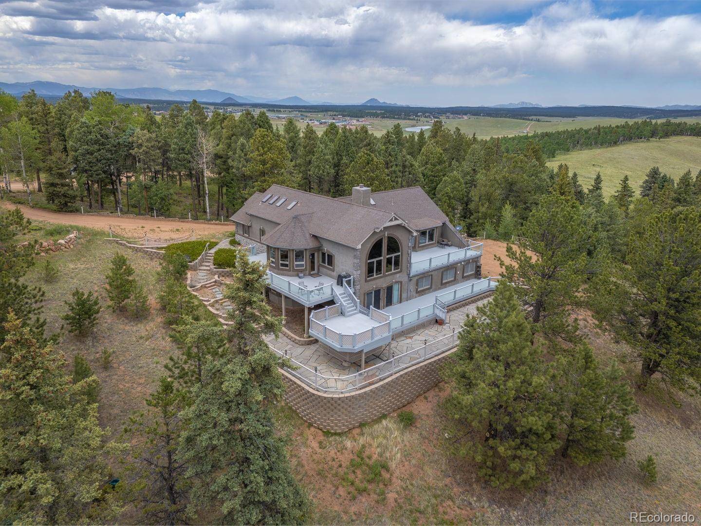 6100 Elk Valley RD, Divide, CO 80814