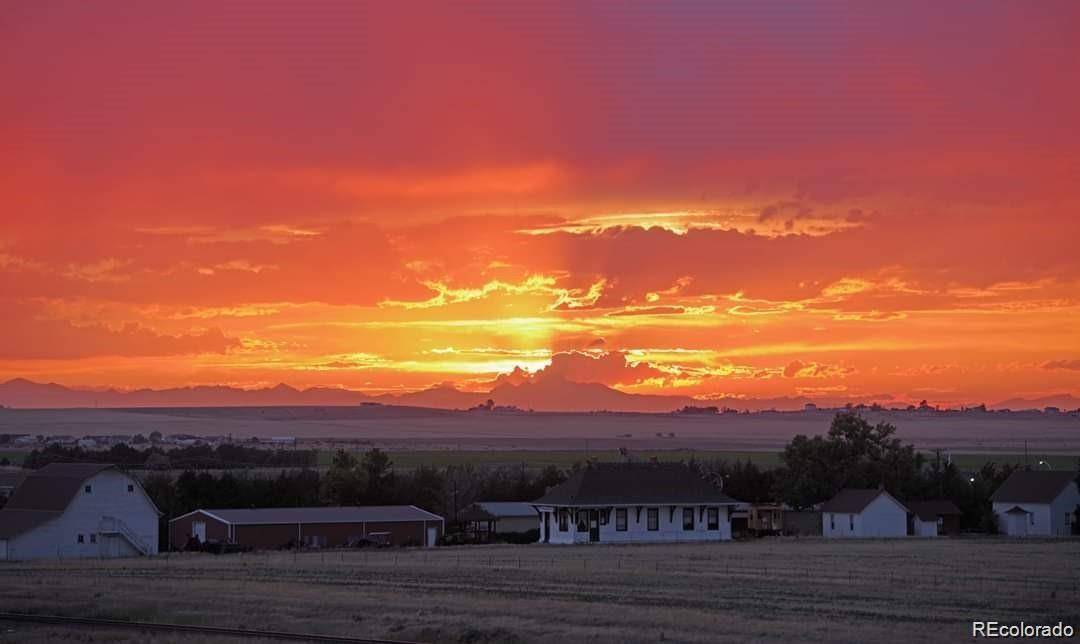 5706 S Juliet CT, Strasburg, CO 80136