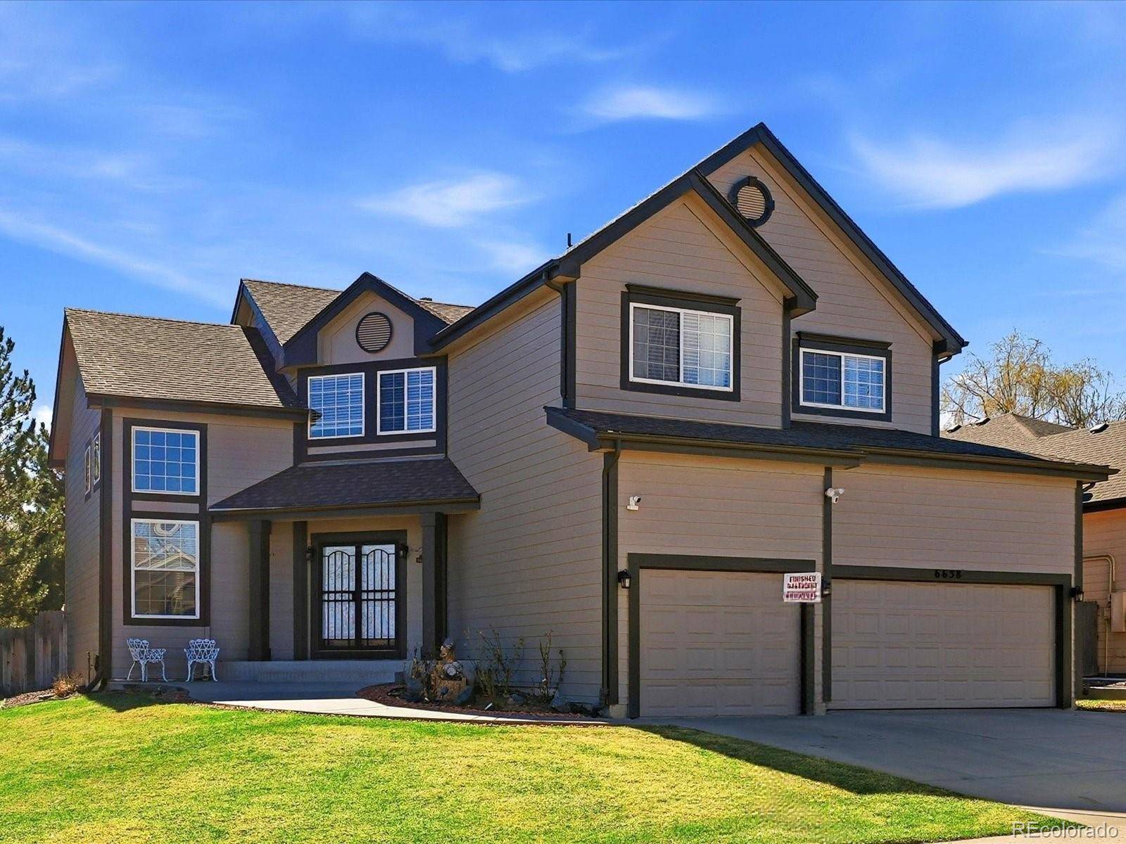6638 W Hamilton DR, Lakewood, CO 80227