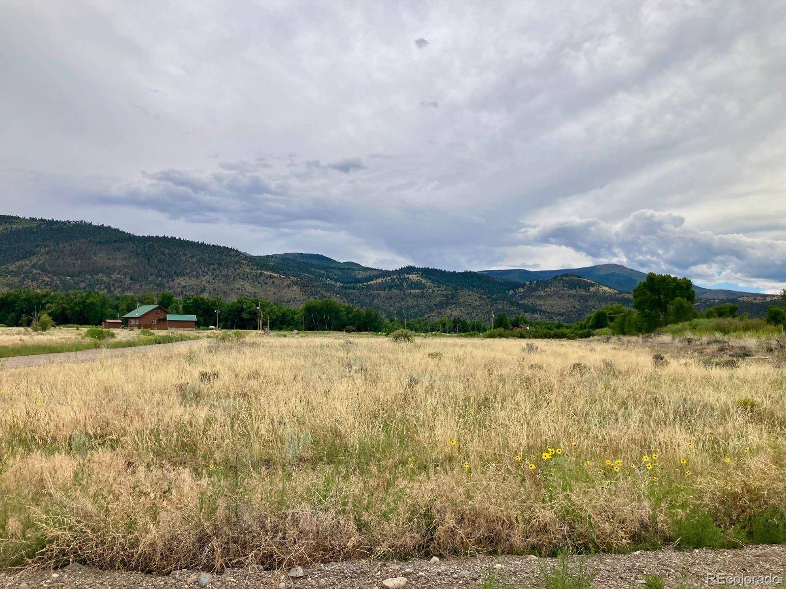 100 Mica RD, South Fork, CO 81154