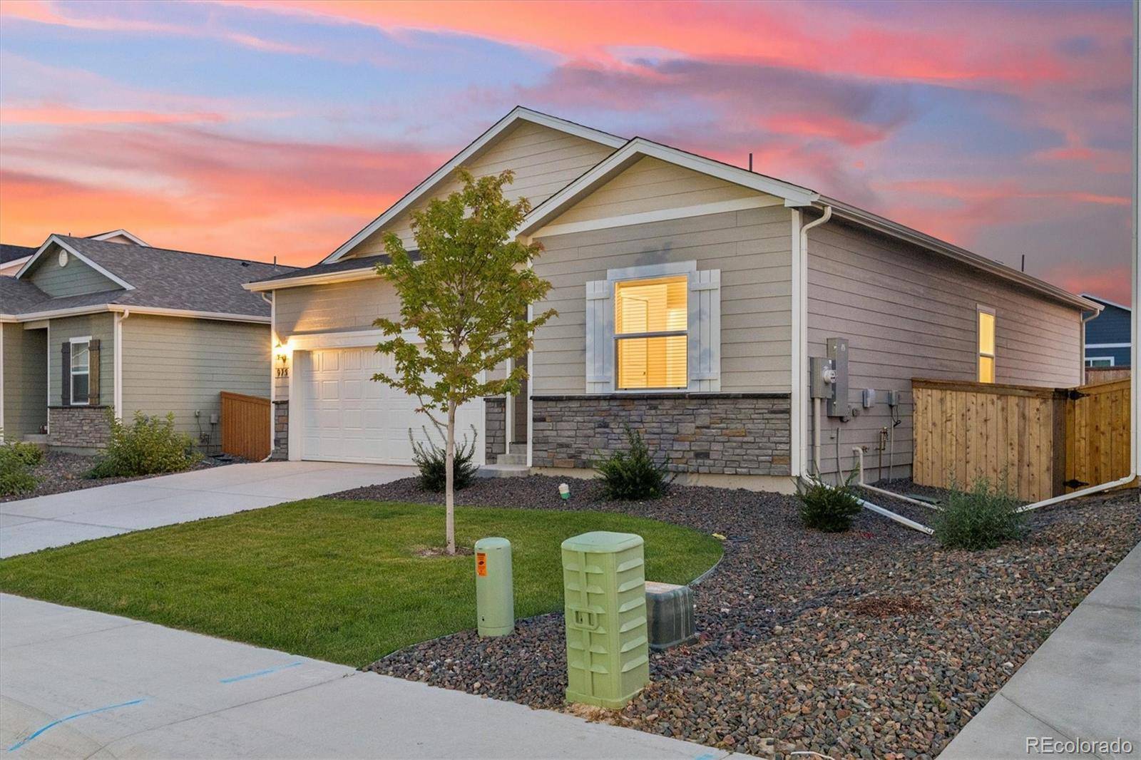 975 Cascade Falls ST, Severance, CO 80550
