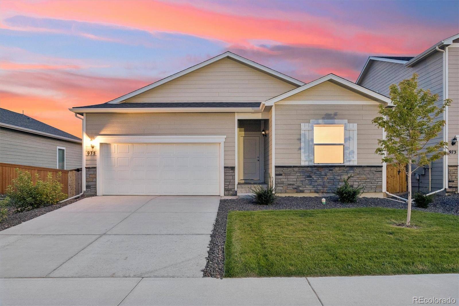 975 Cascade Falls ST, Severance, CO 80550