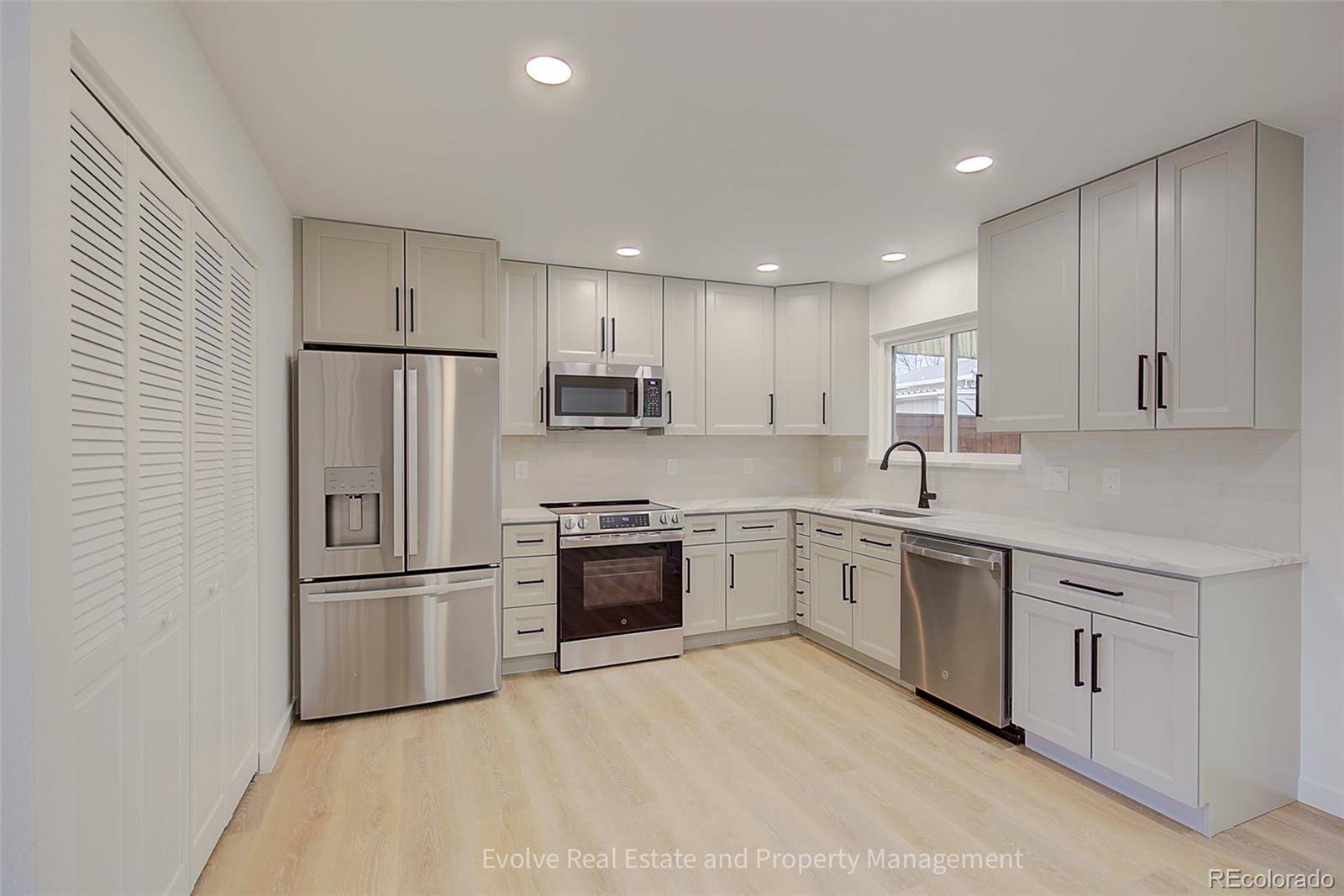 9014 E Mansfield AVE, Denver, CO 80237