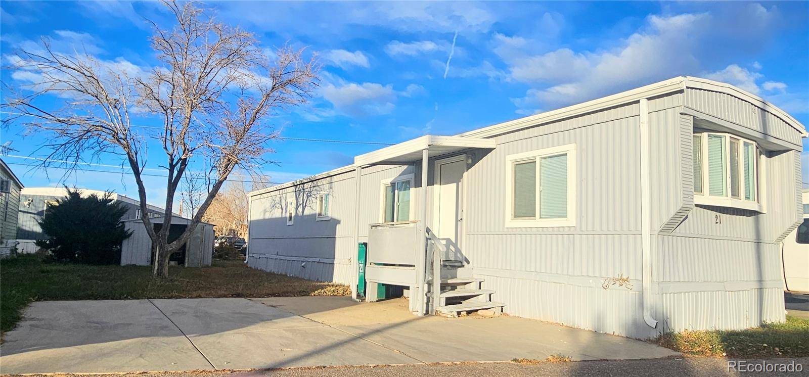 15814 E Colfax AVE, Aurora, CO 80011