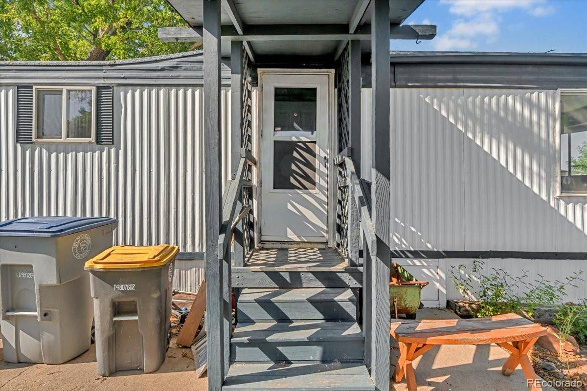 1400 S Collyer ST, Longmont, CO 80501