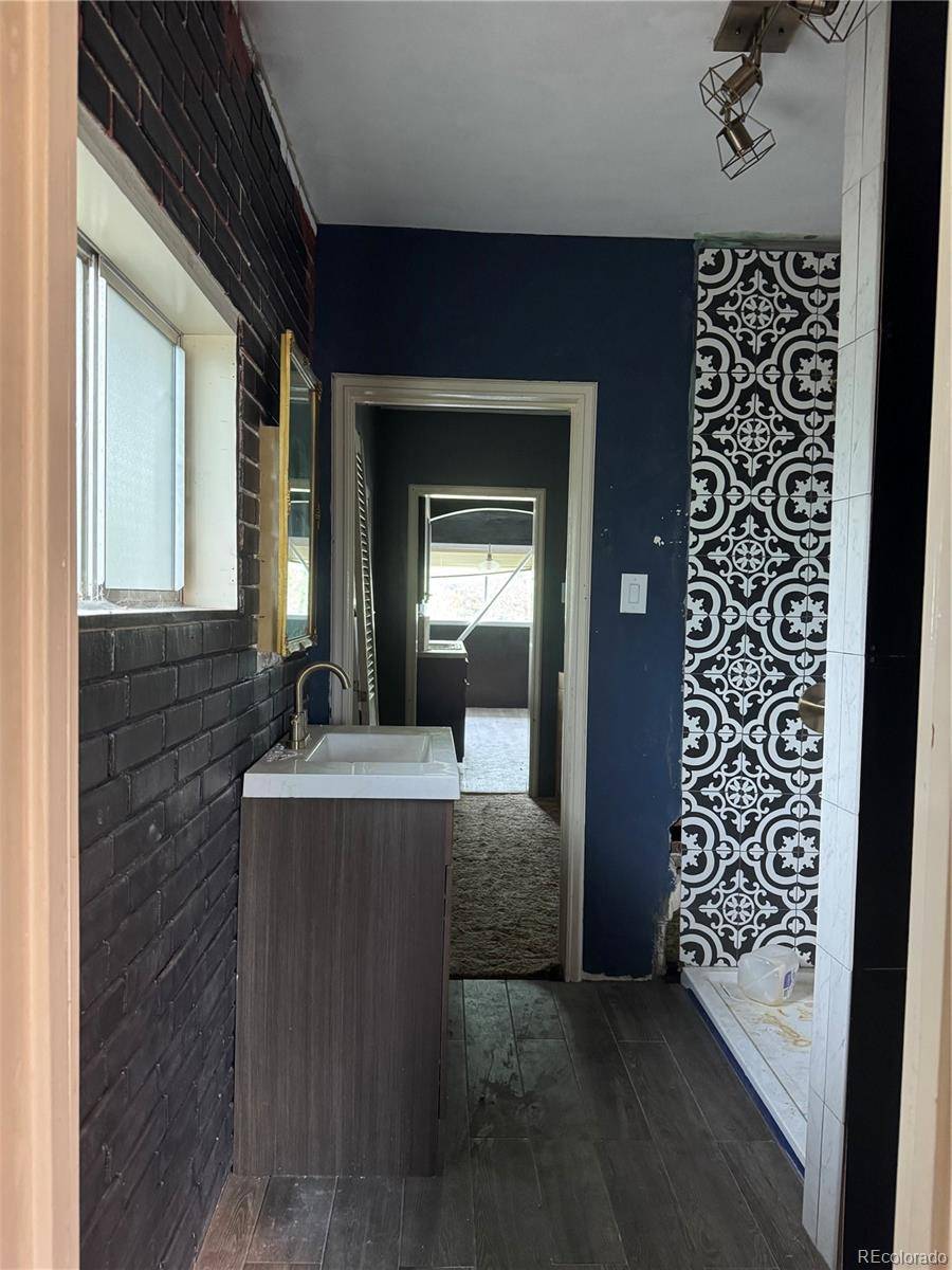 312 Pinon ST, Walsenburg, CO 81089