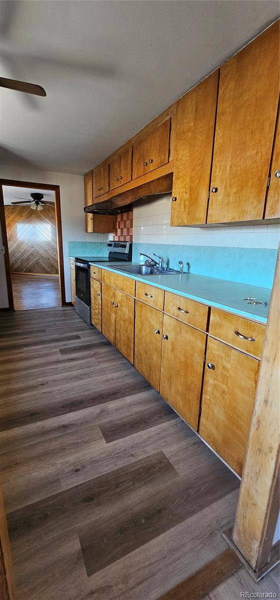 205 W 4th AVE, Kit Carson, CO 80825
