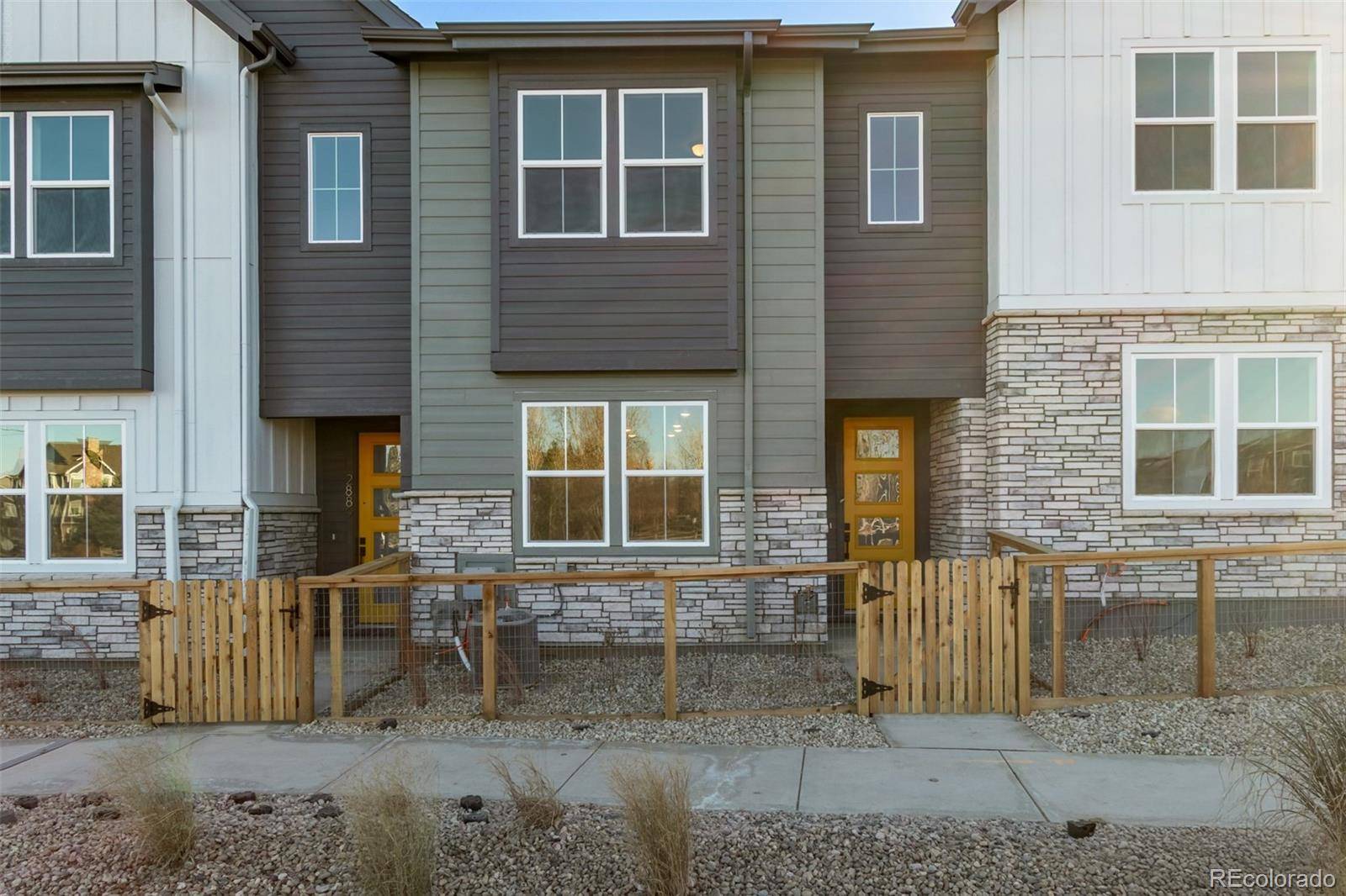 2897 E 103rd DR, Thornton, CO 80229