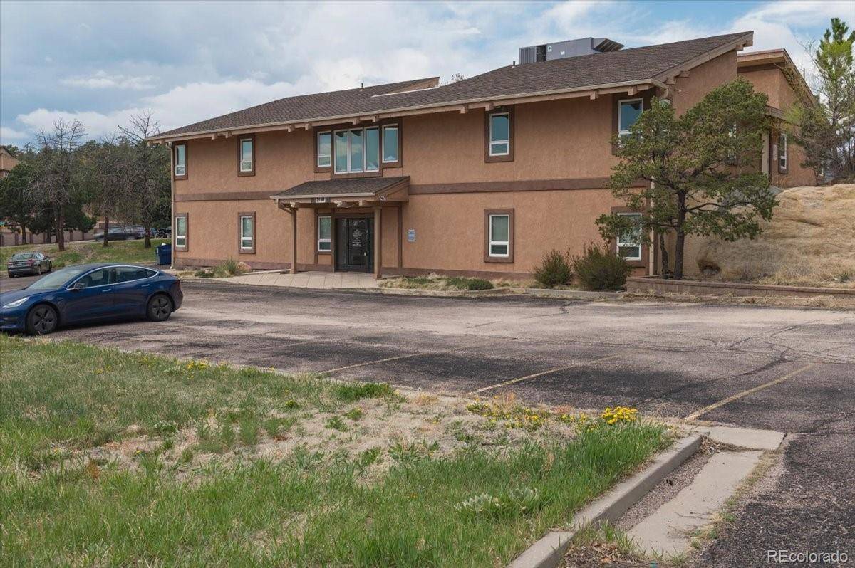 2850 W Serendipity CIR, Colorado Springs, CO 80917