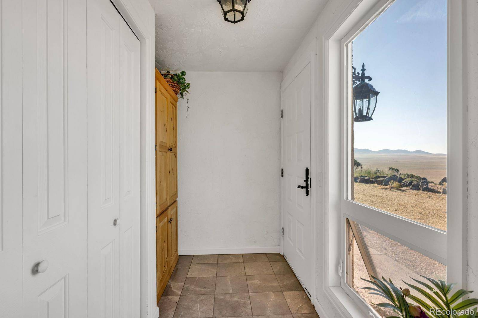 425 Edie LN, Westcliffe, CO 81252