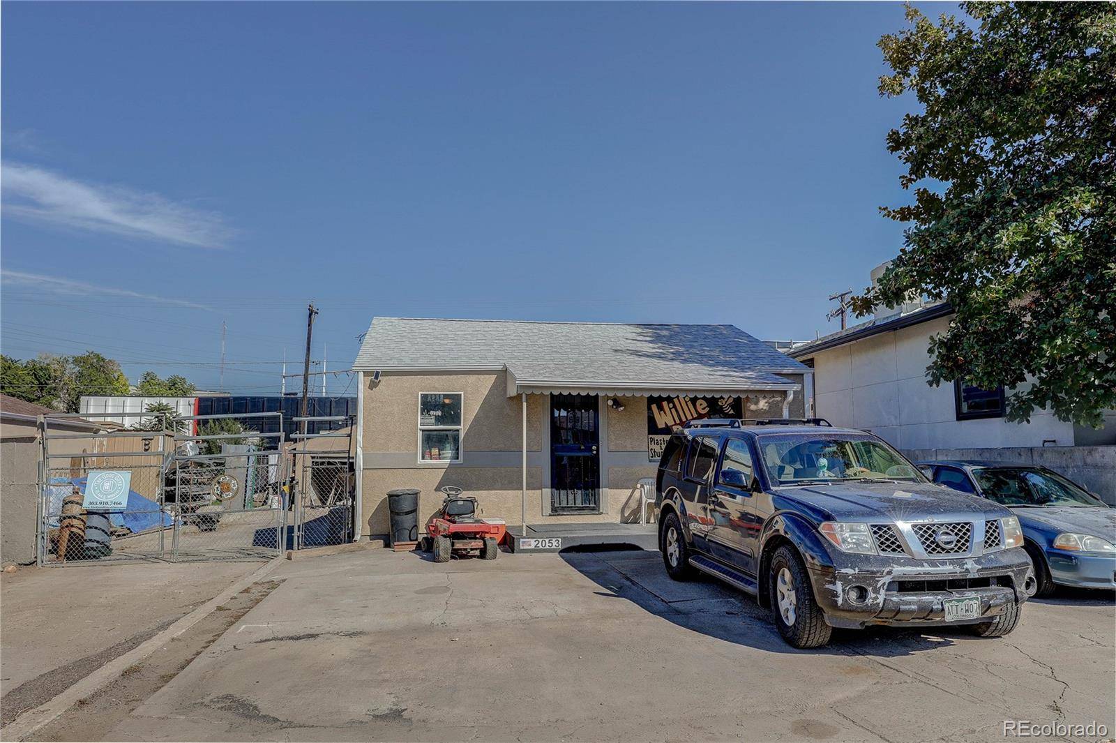 2053 W Hamilton PL, Sheridan, CO 80110