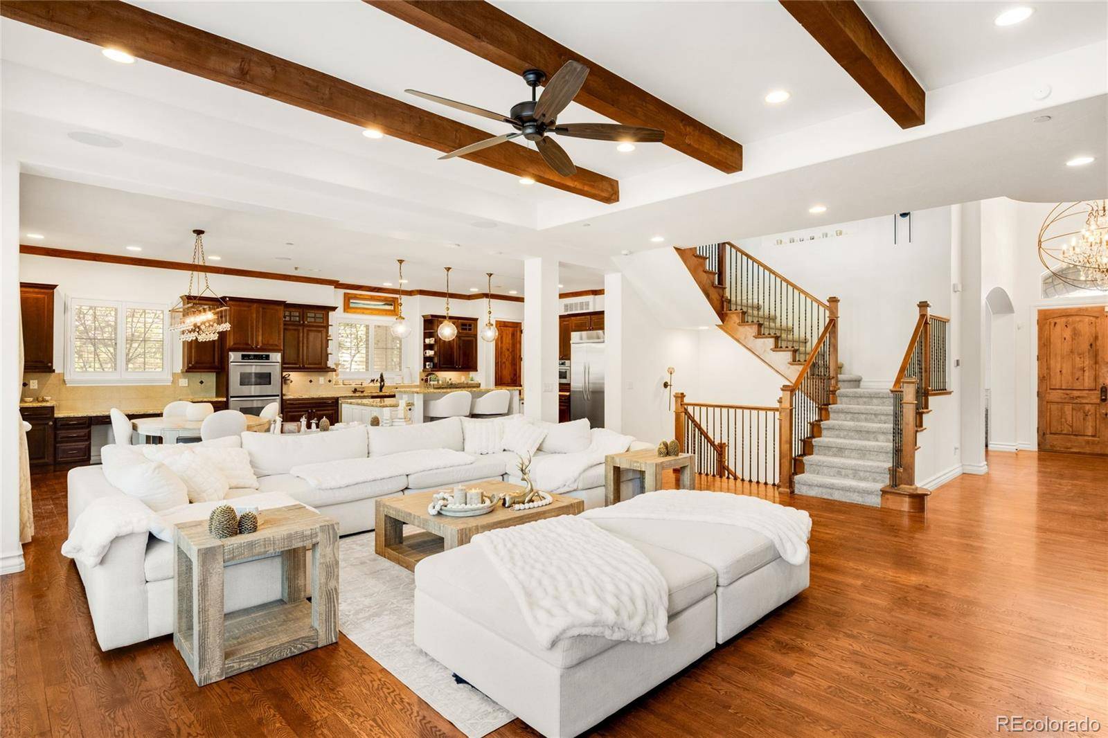 981 Buffalo Ridge RD, Castle Pines, CO 80108