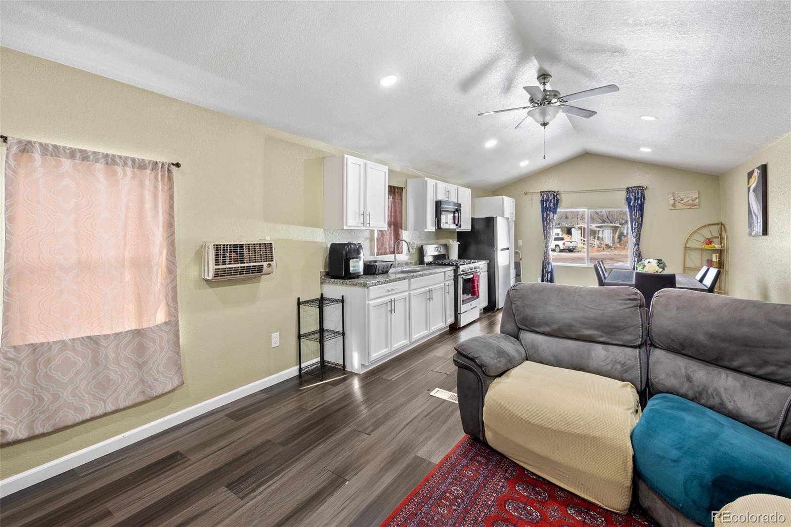 4825 Astrozon BLVD, Colorado Springs, CO 80916