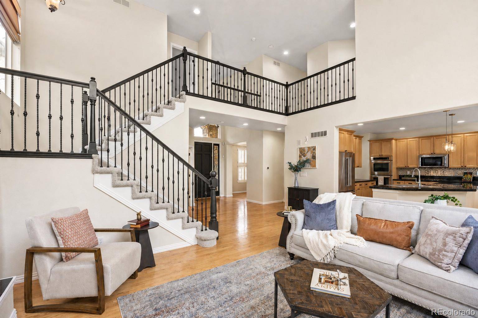 939 Greenway LN, Castle Pines, CO 80108