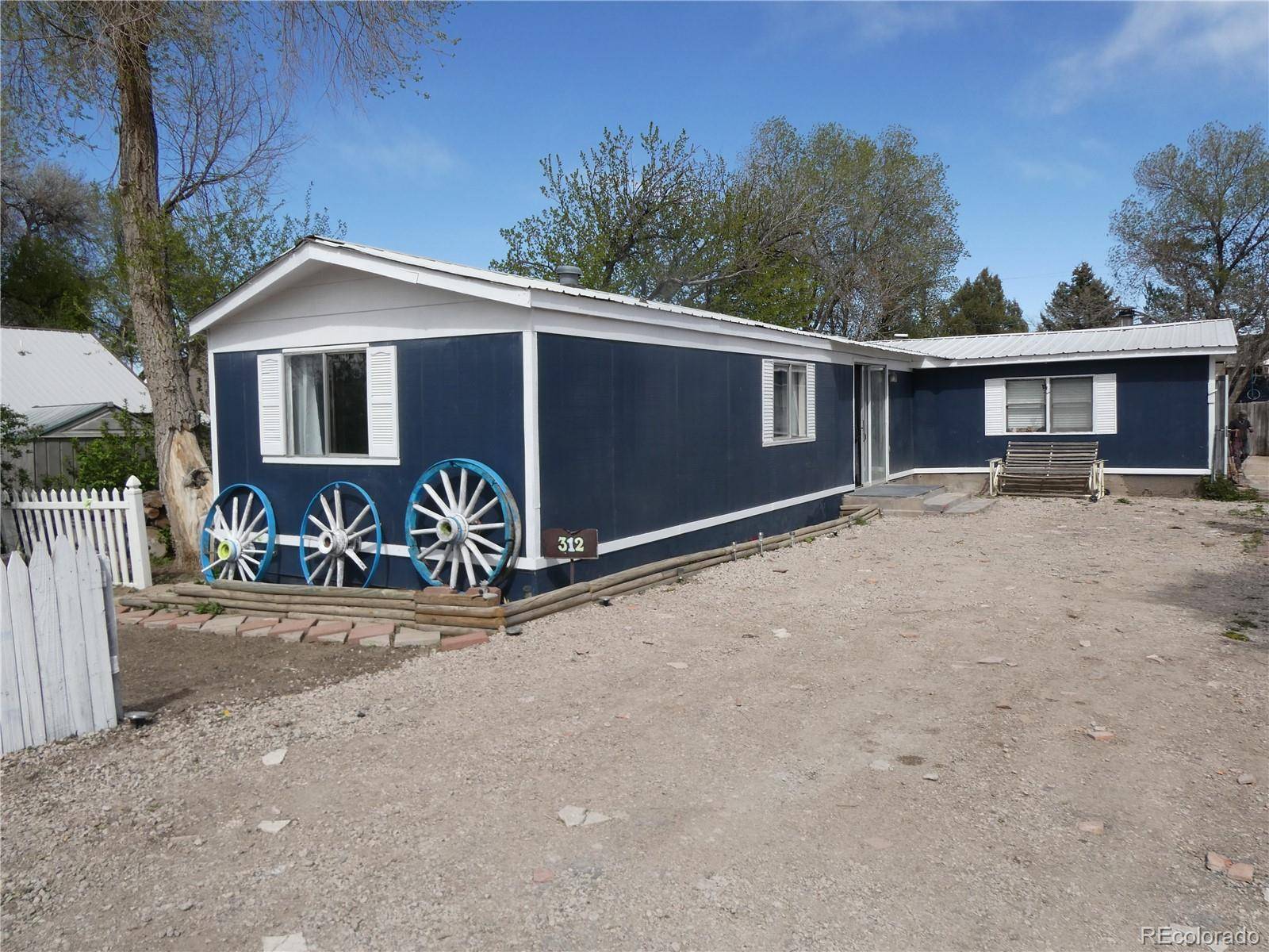 312 Ute AVE, Simla, CO 80835