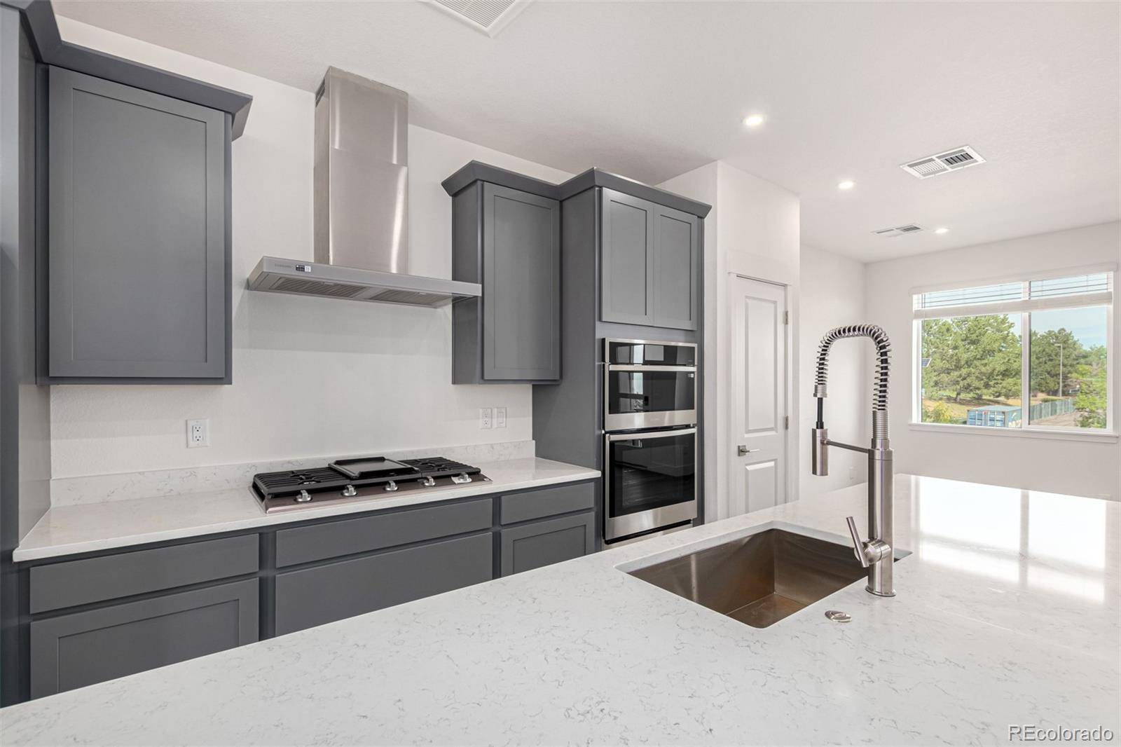 39 Ascent TRL, Englewood, CO 80112