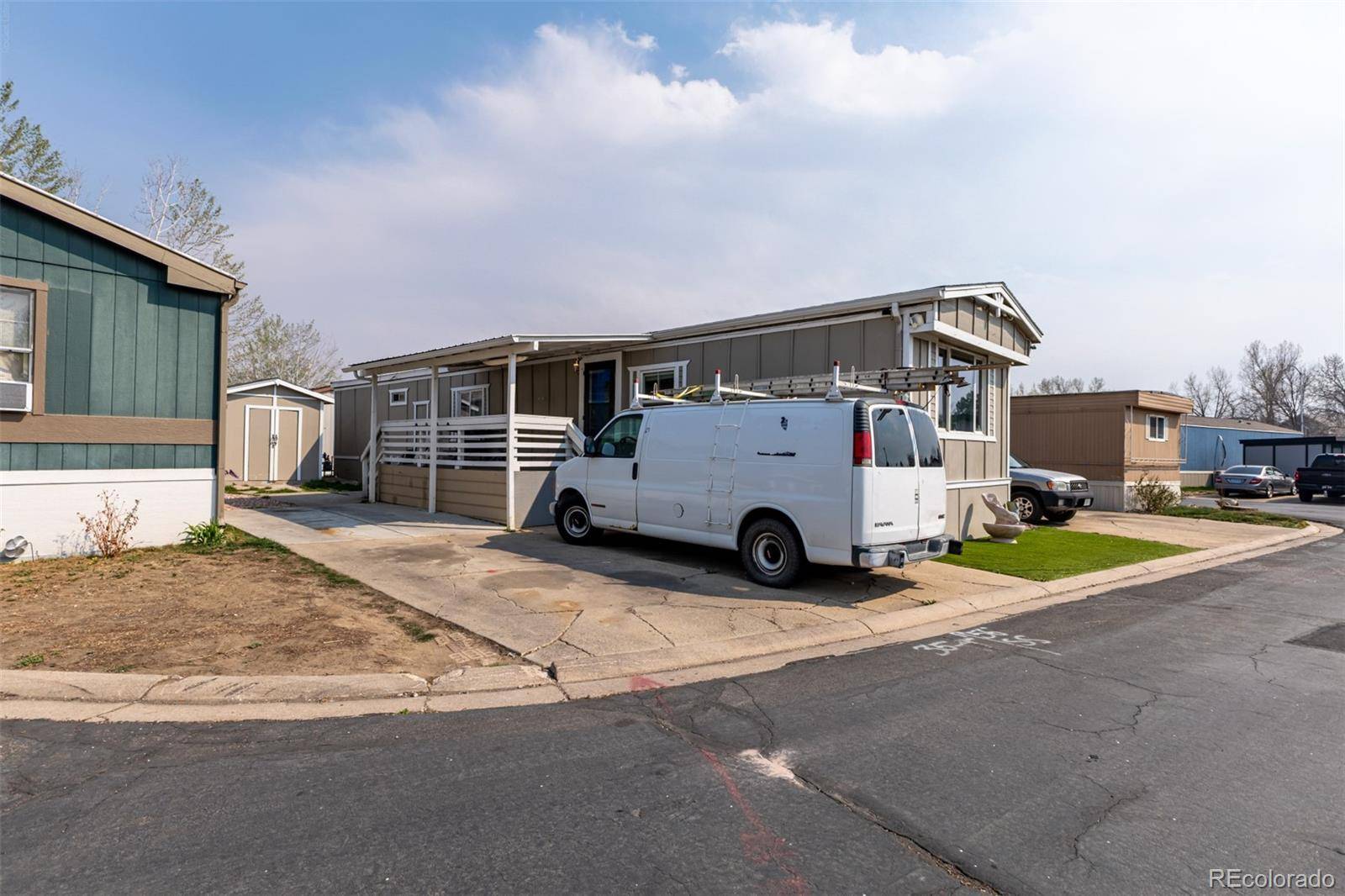2885 E Midway BLVD, Denver, CO 80234