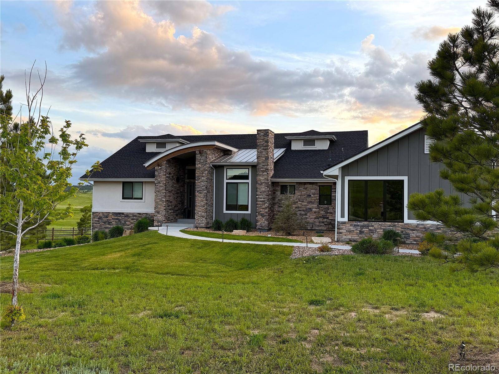 3125 Red Kit RD, Franktown, CO 80116