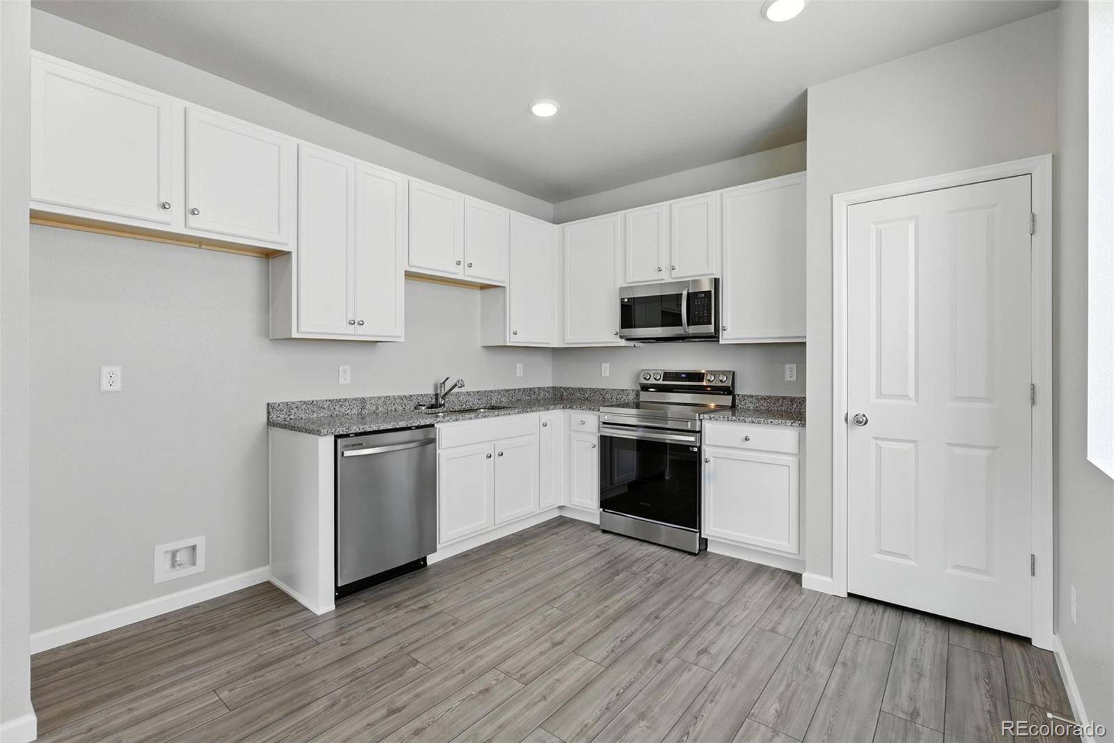 309 Scaup LN, Johnstown, CO 80534