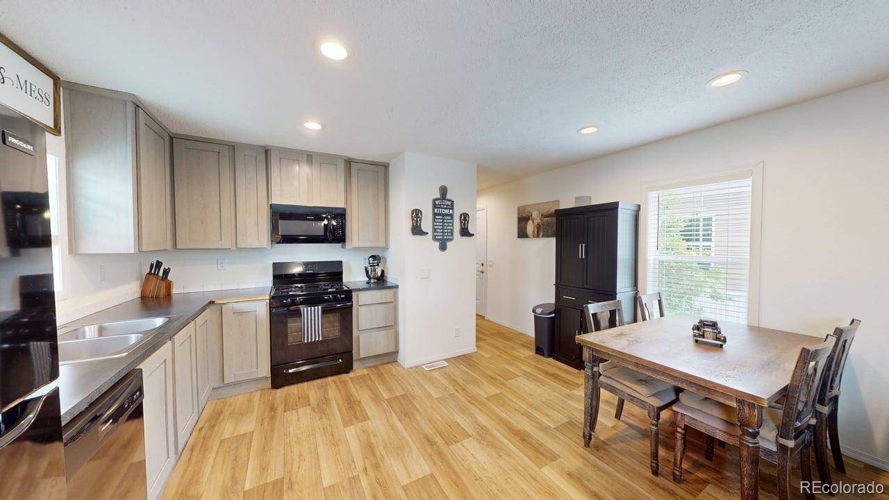 1600 Sable BLVD, Aurora, CO 80011