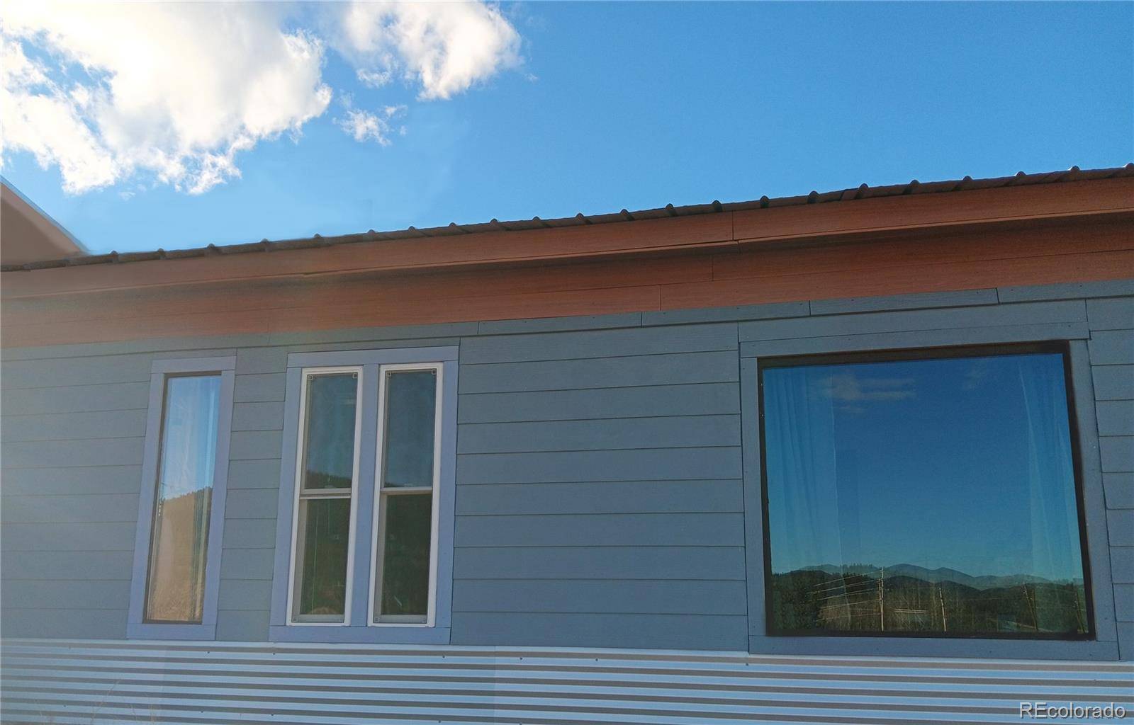 258 Puma LN, Jefferson, CO 80456