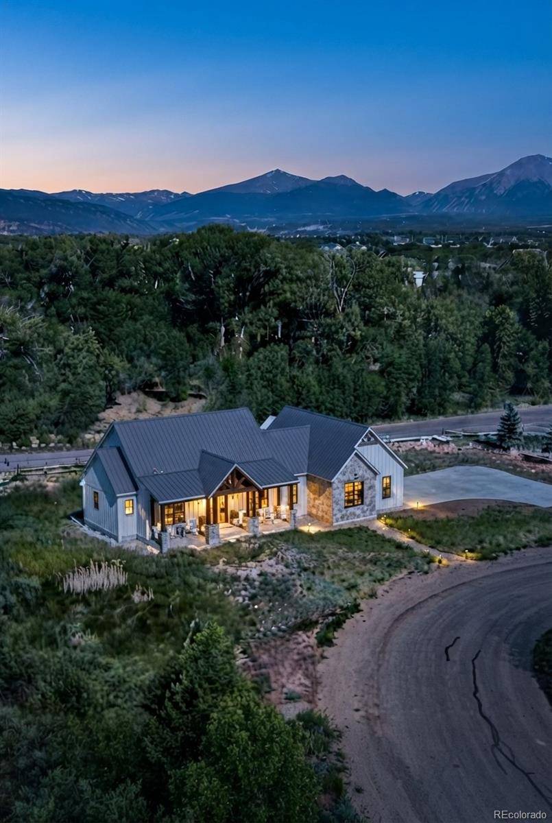 1101 E Ouray AVE, Poncha Springs, CO 81242