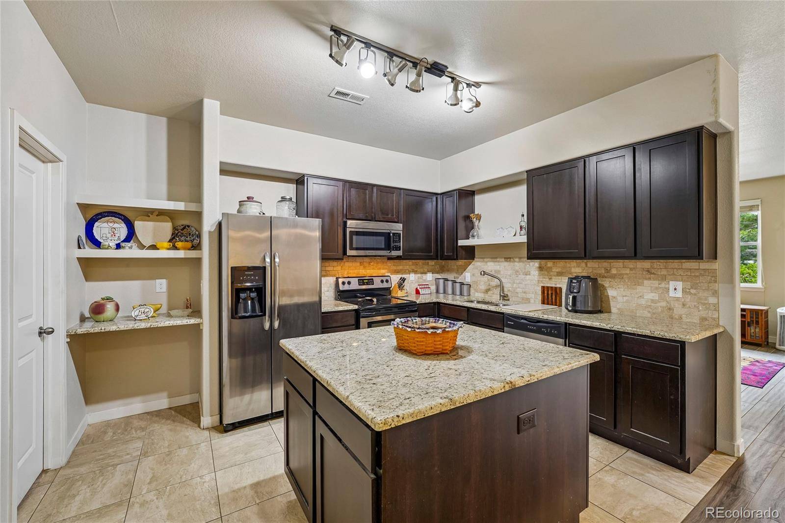 3611 S Perth CIR #102, Aurora, CO 80013