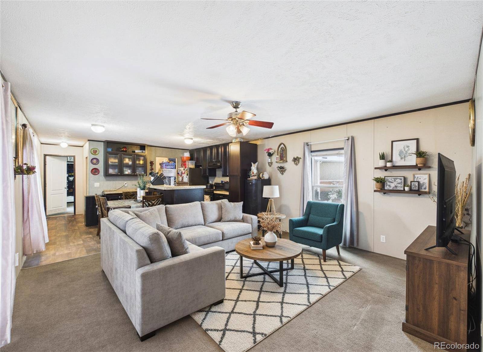 4211 E 100th AVE, Thornton, CO 80229
