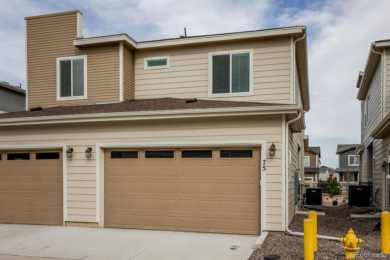 75 S Uriah ST, Aurora, CO 80018