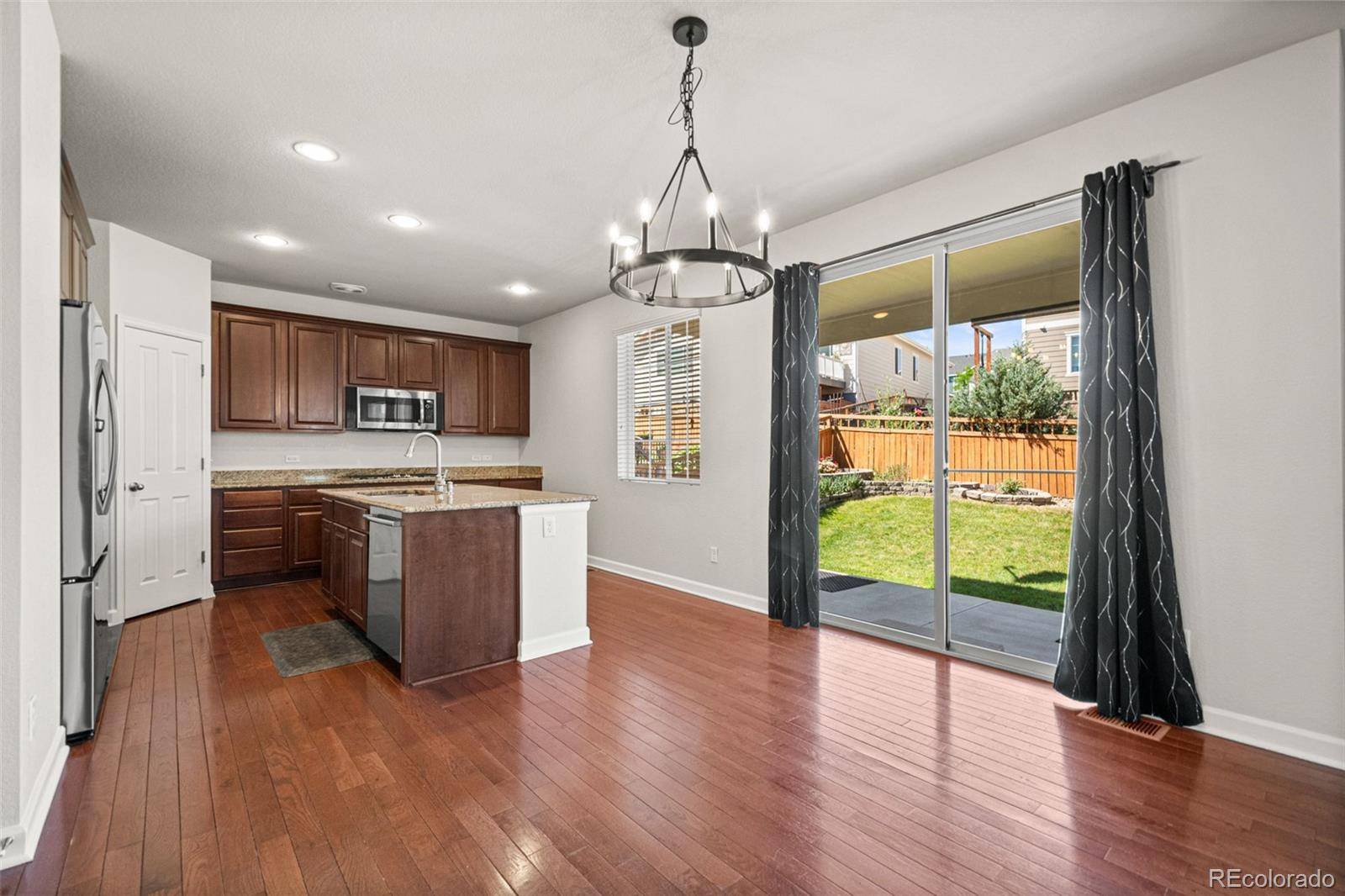 1375 Morningview LN, Castle Rock, CO 80109