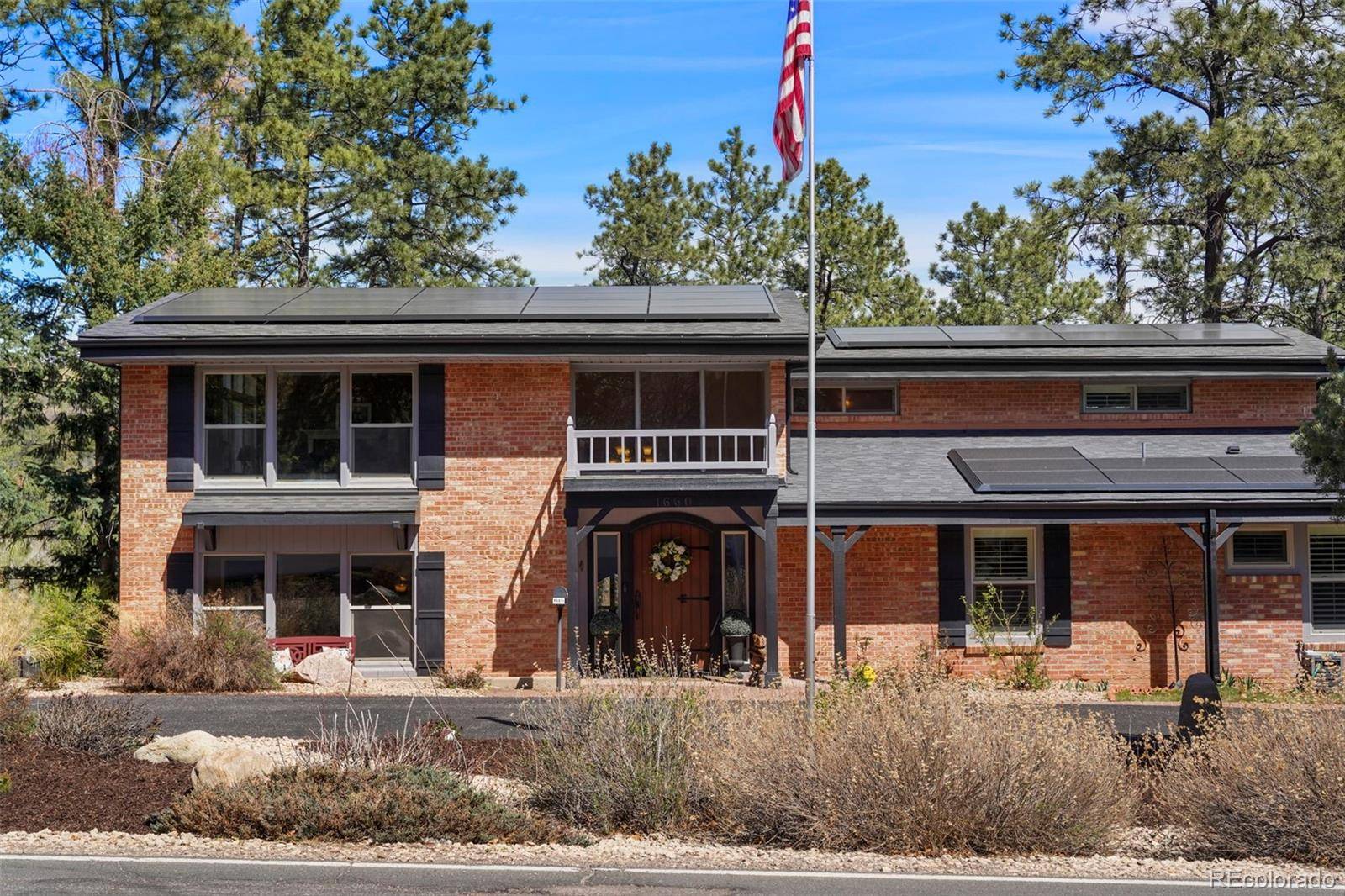 1660 Mesa AVE, Colorado Springs, CO 80906