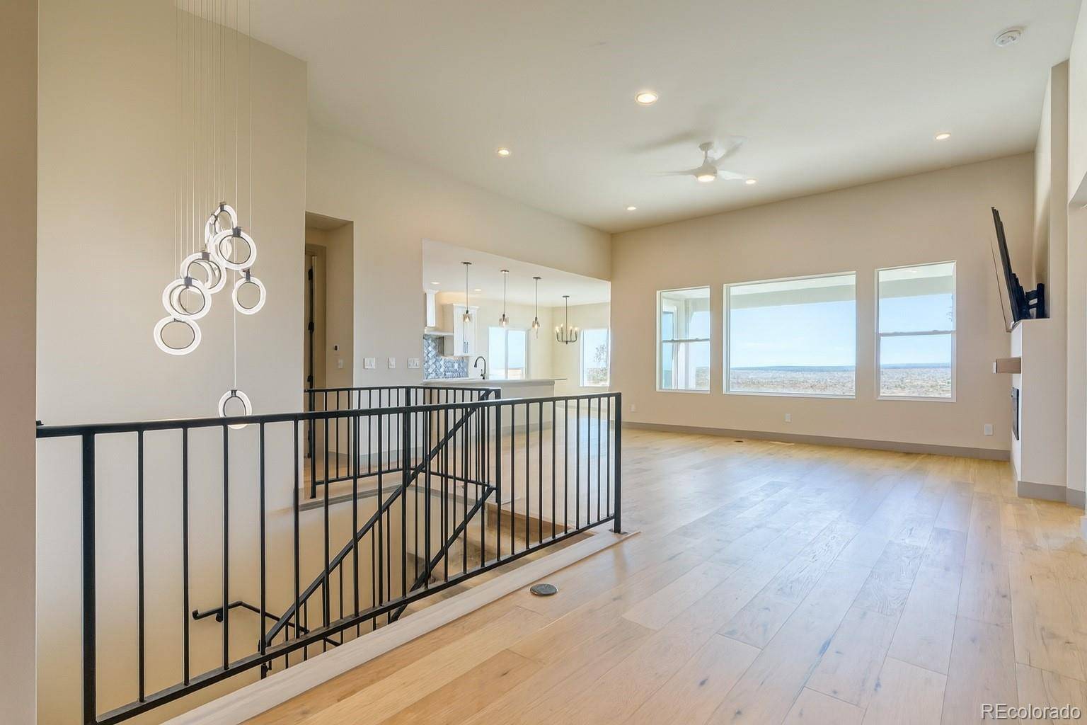 1910 Cuchara DR, Pueblo, CO 81001