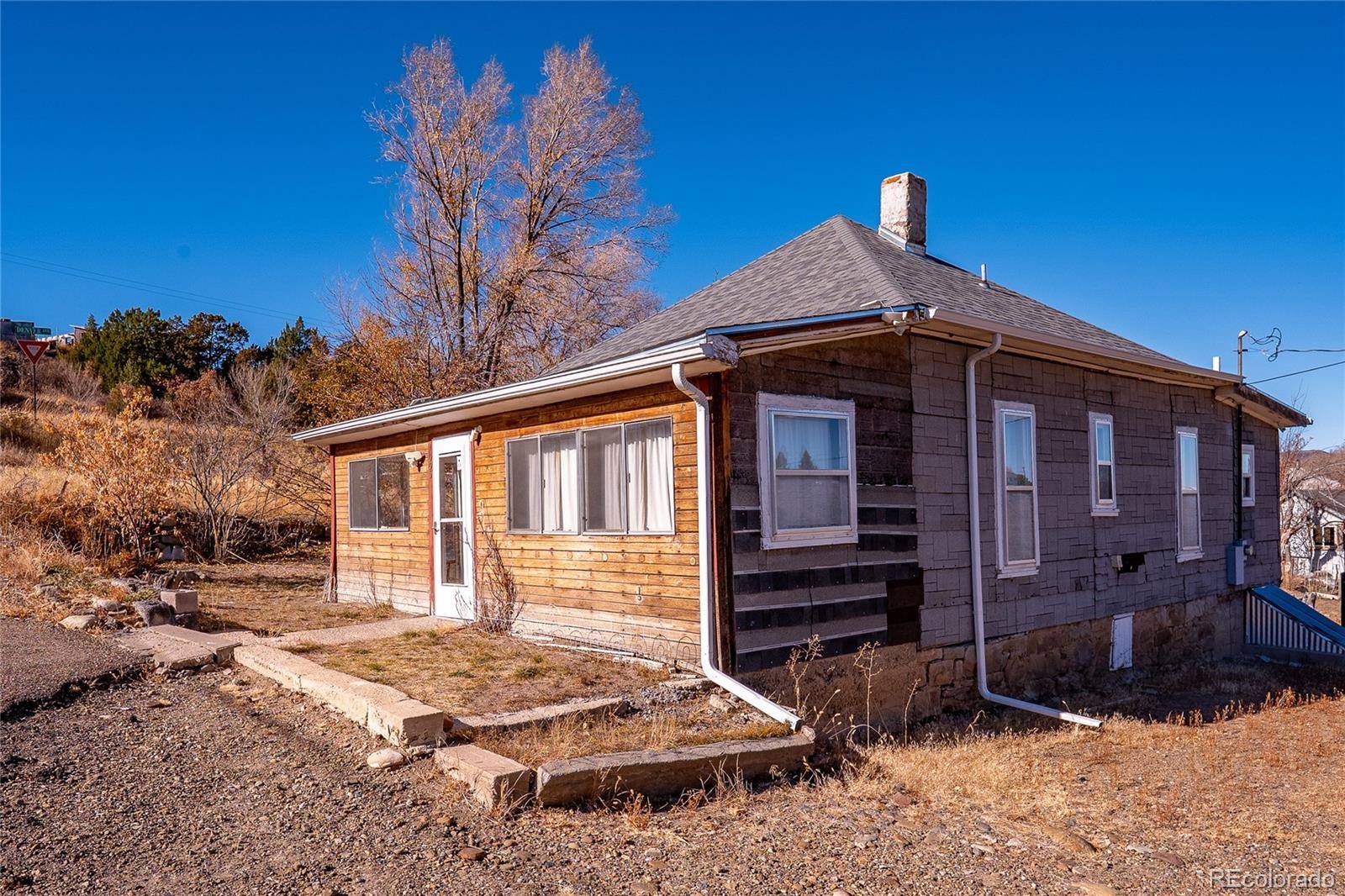 1005 E 4th ST, Trinidad, CO 81082