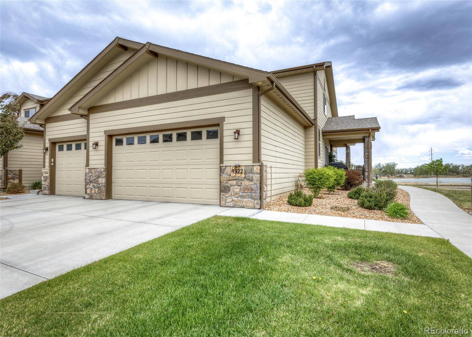 1922 Sunshine Peak DR, Loveland, CO 80538