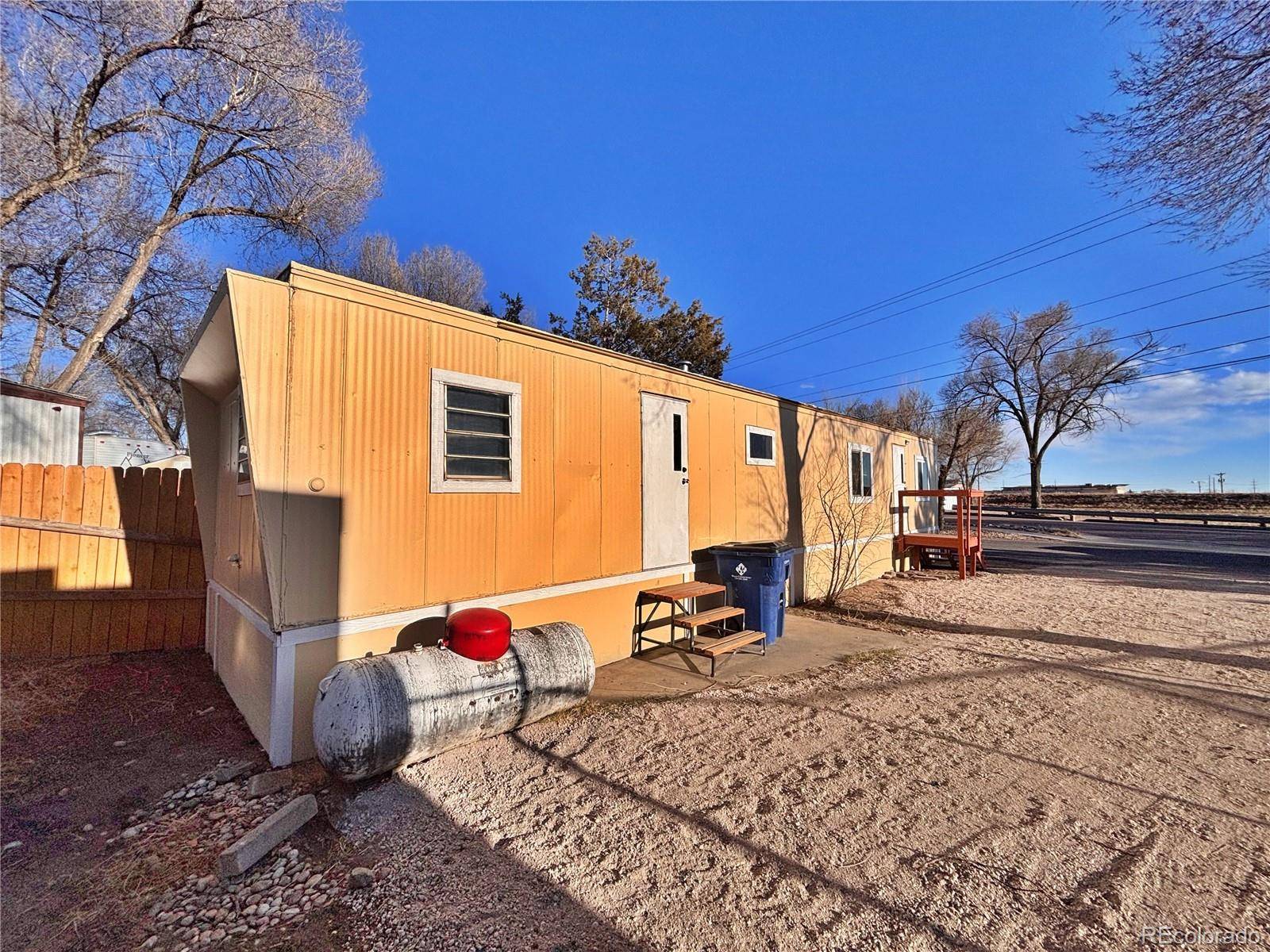 220 Mount View LN, Colorado Springs, CO 80907
