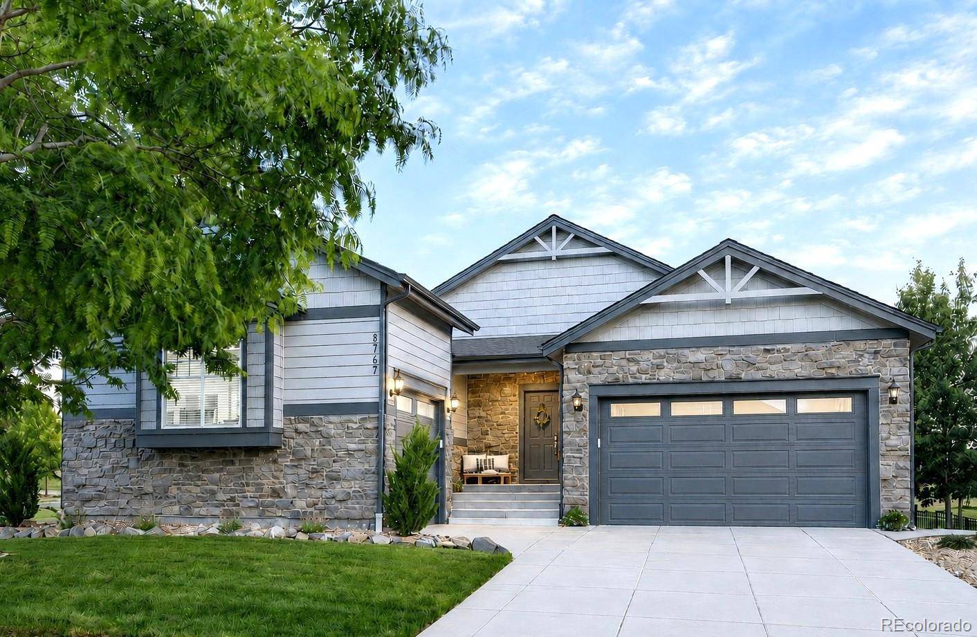 8169 S Blackstone Pkwy, Aurora, CO 80016