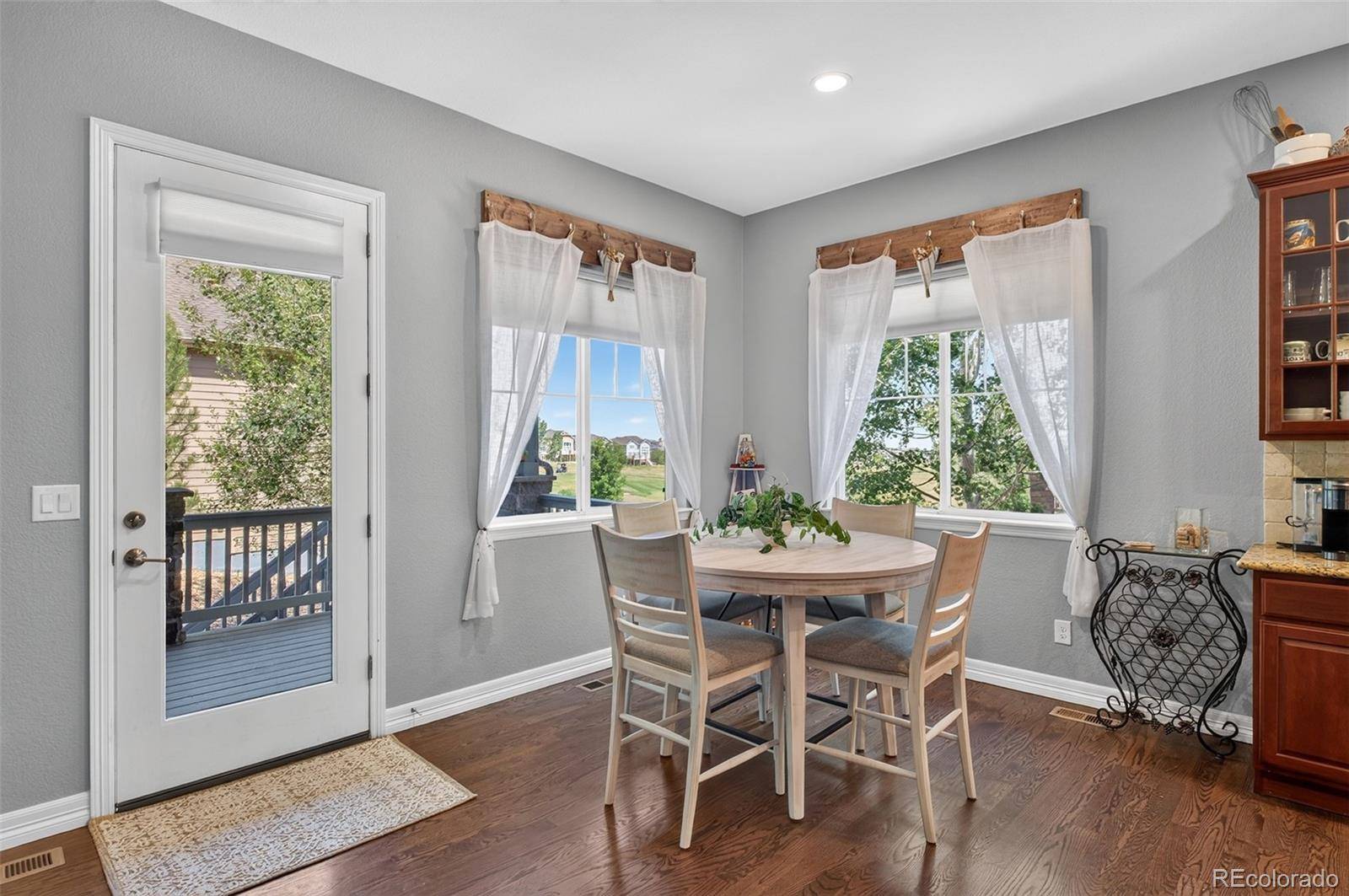 8169 S Blackstone Pkwy, Aurora, CO 80016