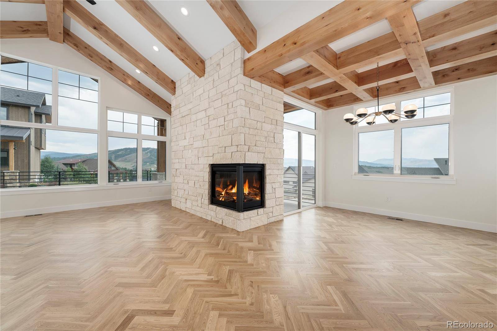 622 Upper Ranch View RD, Granby, CO 80446
