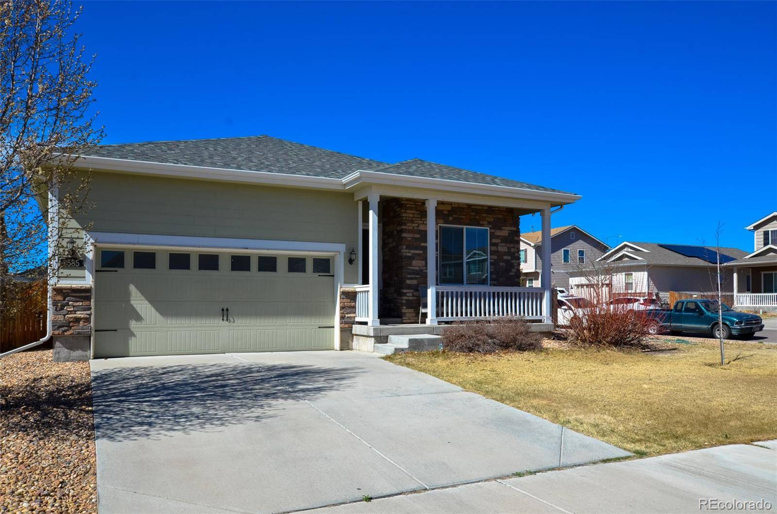 9585 Dexter LN, Thornton, CO 80229